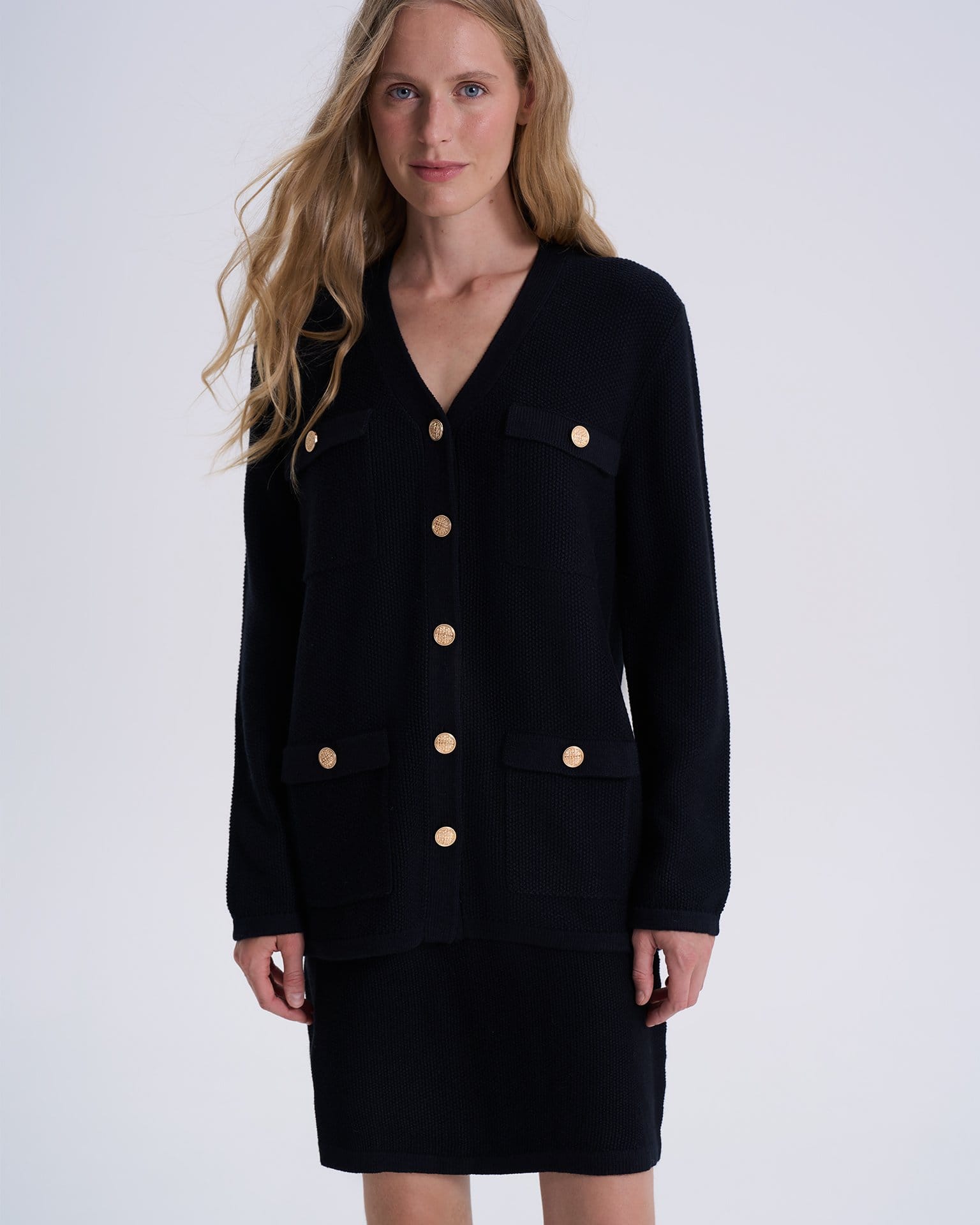 Вязаная юбка средней длины