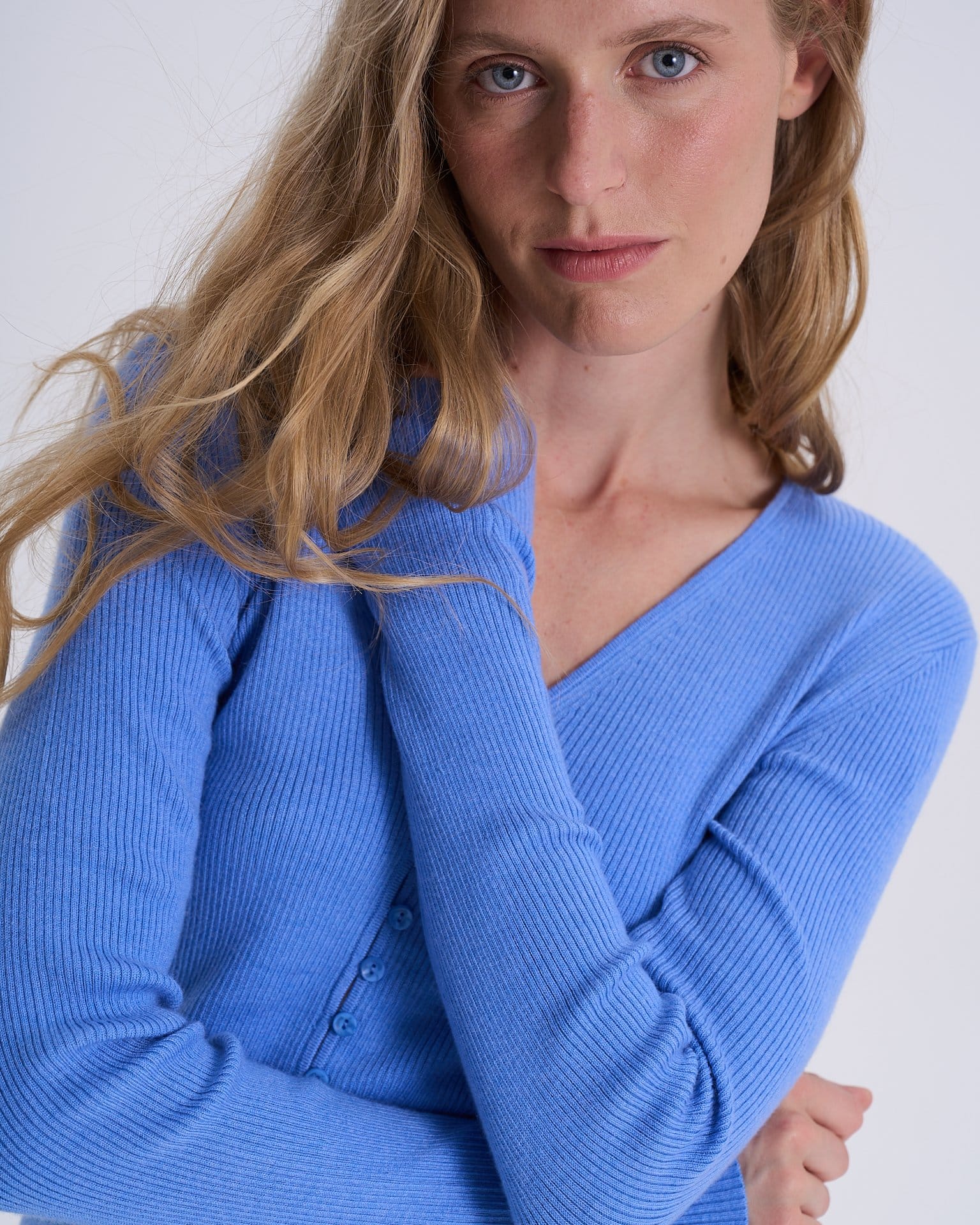 Кардиган на пуговицах