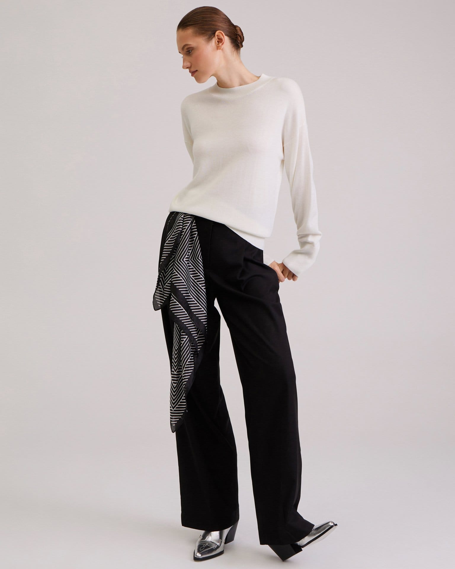 Однотонный джемпер