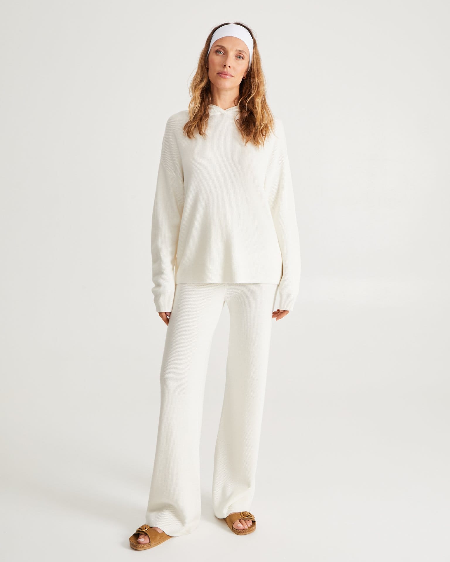 Комплет с капюшоном