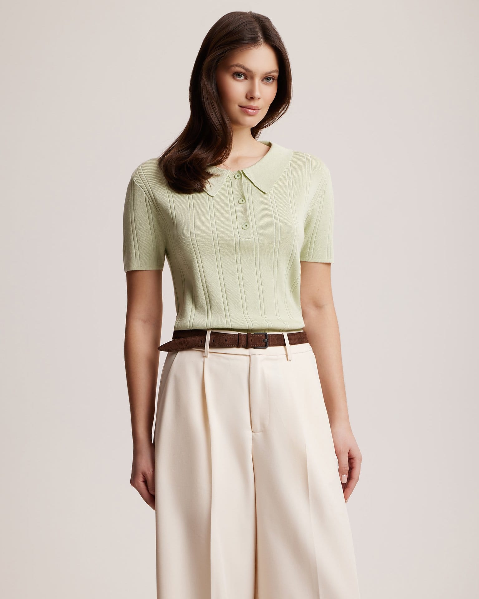 Поло в фисташковом цвете