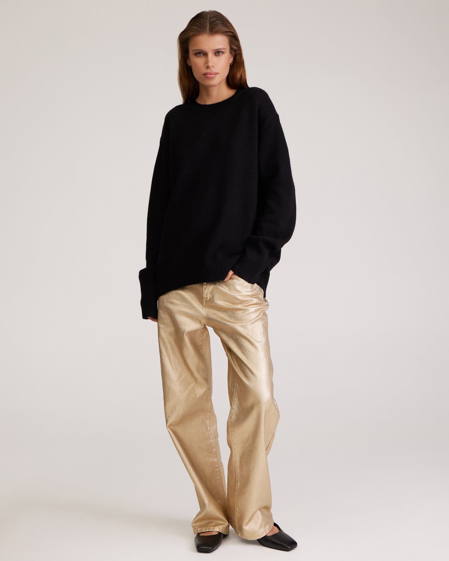 Джемпер в черном цвете