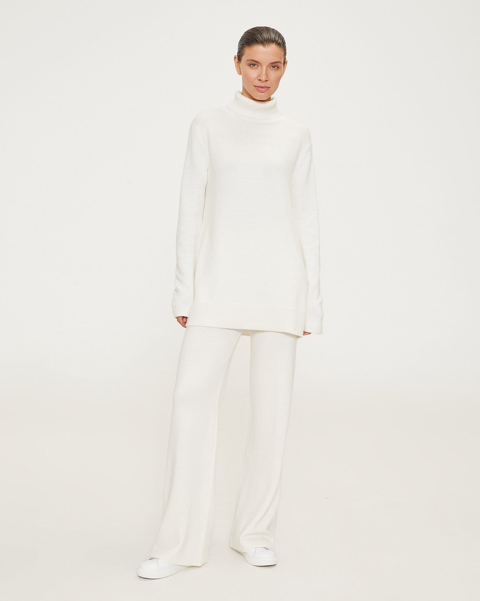 Костюм с брюками-палаццо