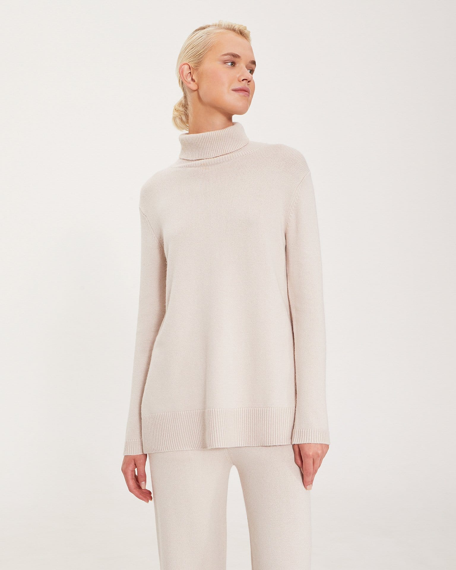 Комплект с удлиненным джемпером