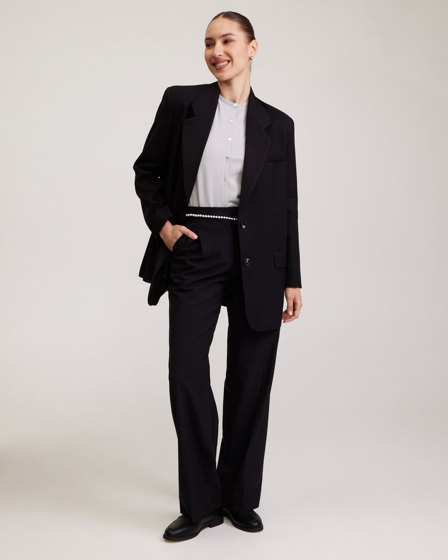 Классические черные брюки