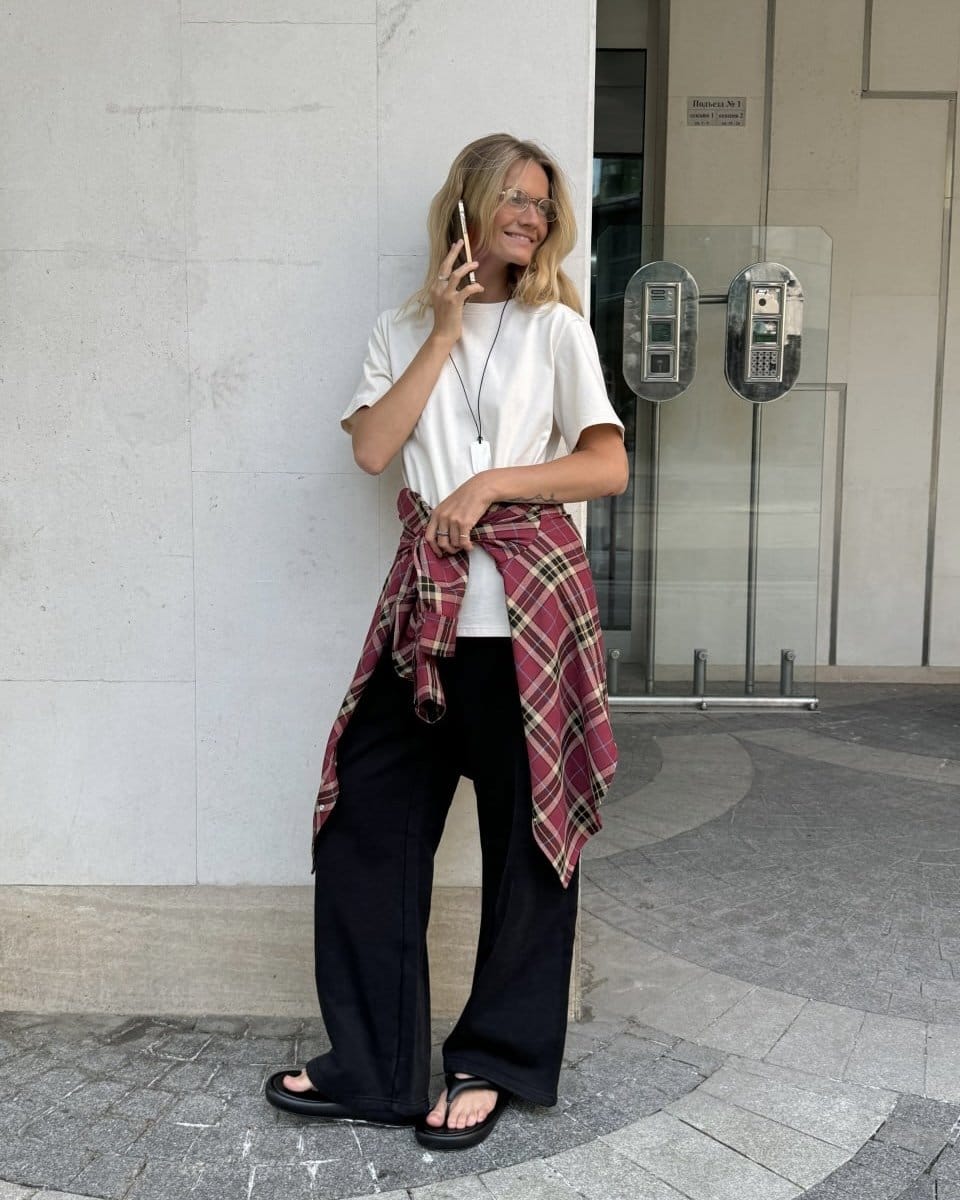 Спортивные брюки с карманами