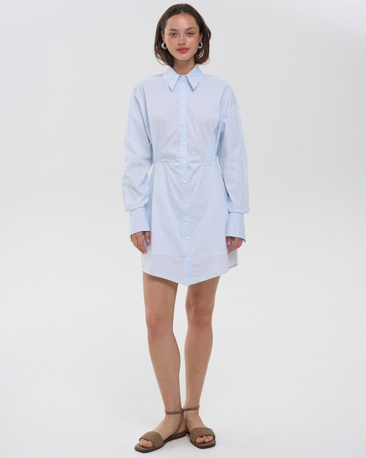 Платье-рубашка в голубом цвете