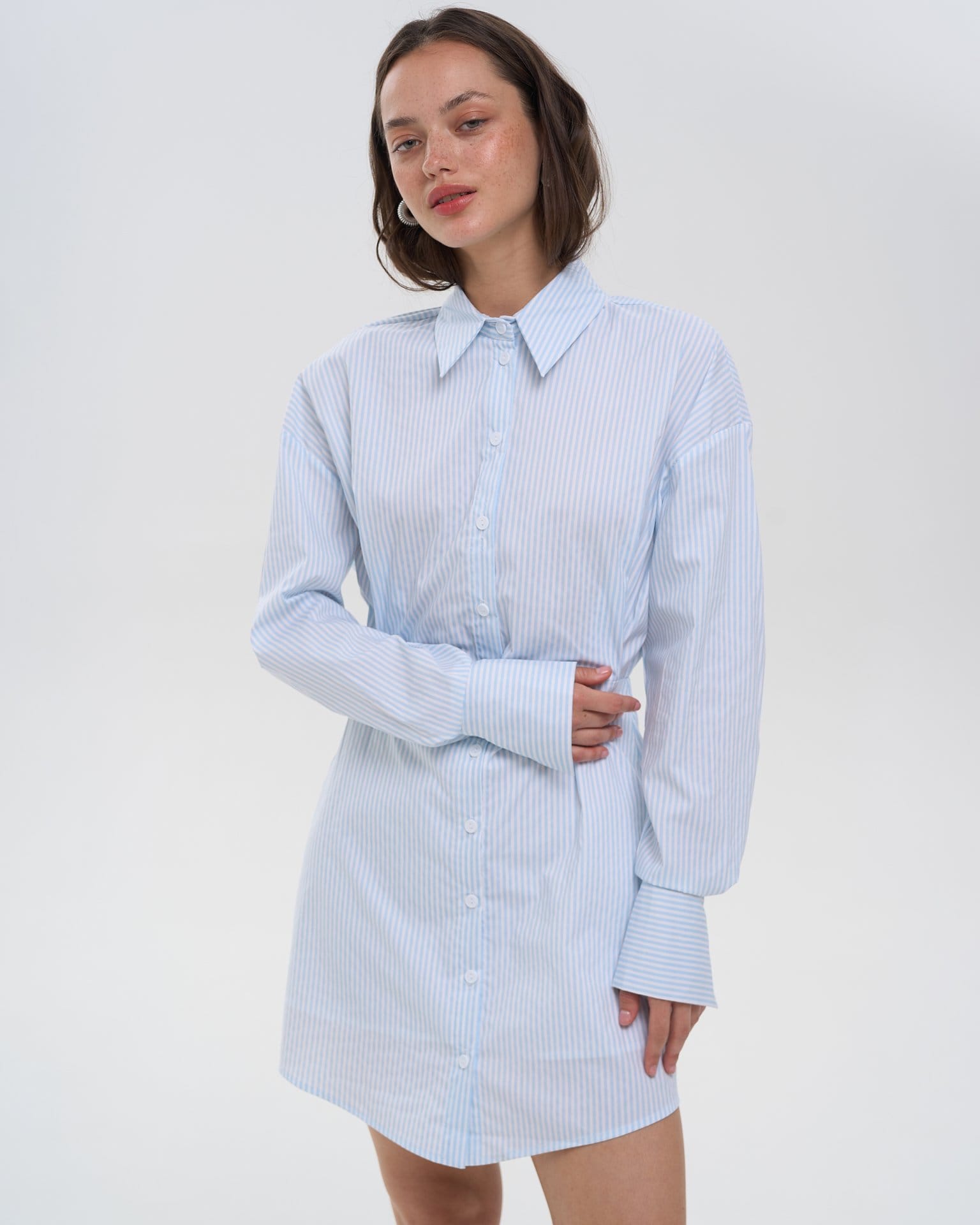 Платье-рубашка в голубом цвете