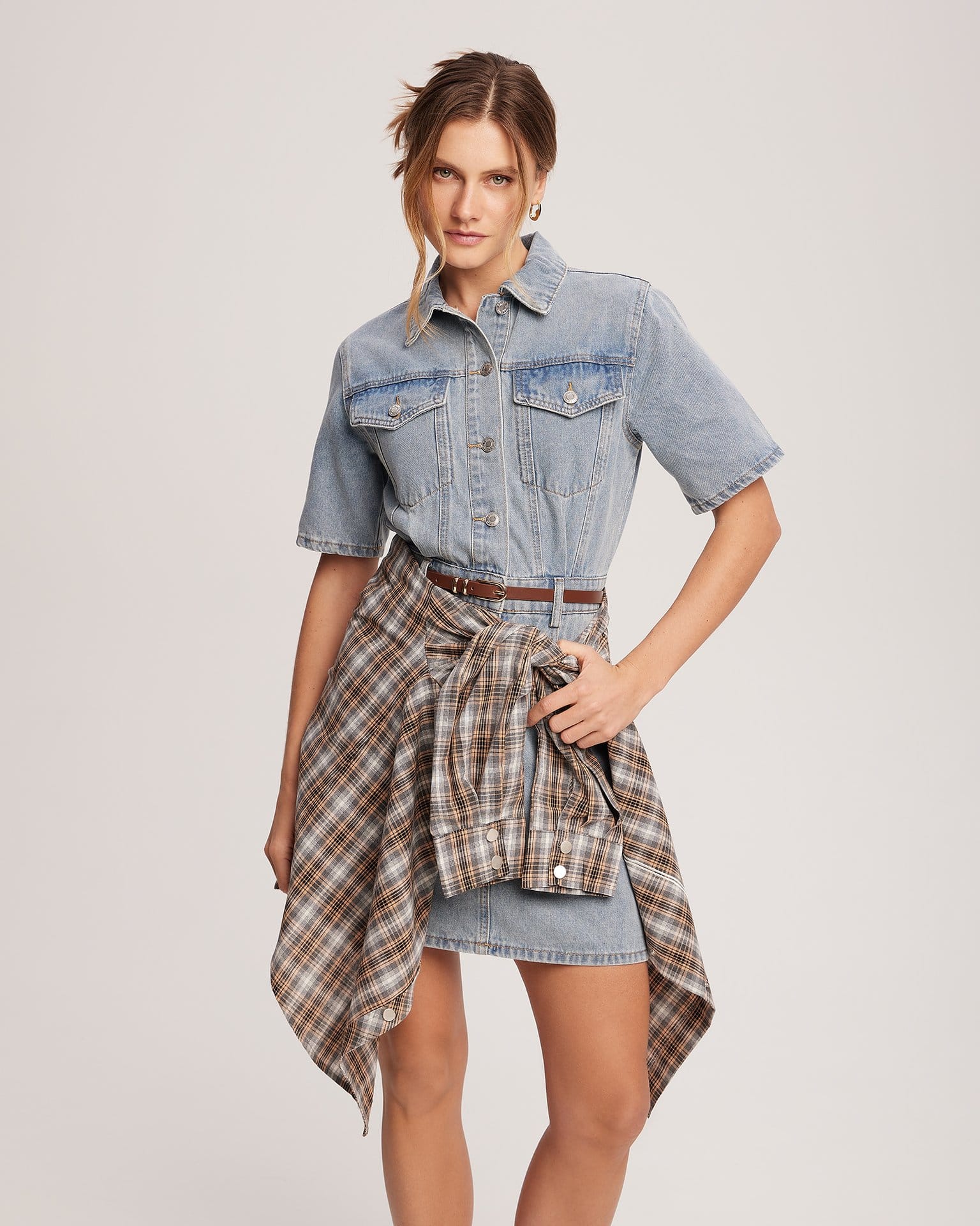 Мини-платье из денима в голубом цвете