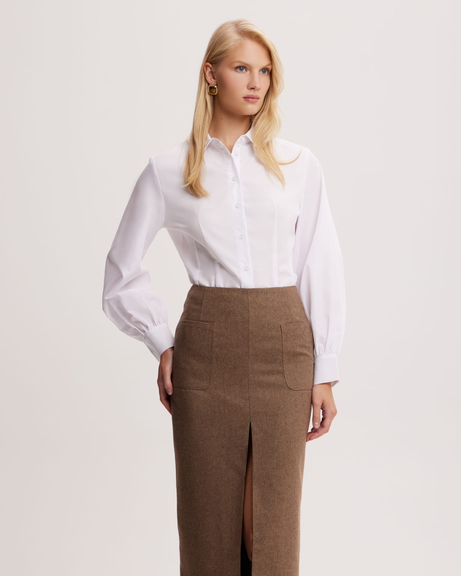 Юбка с накладными карманами