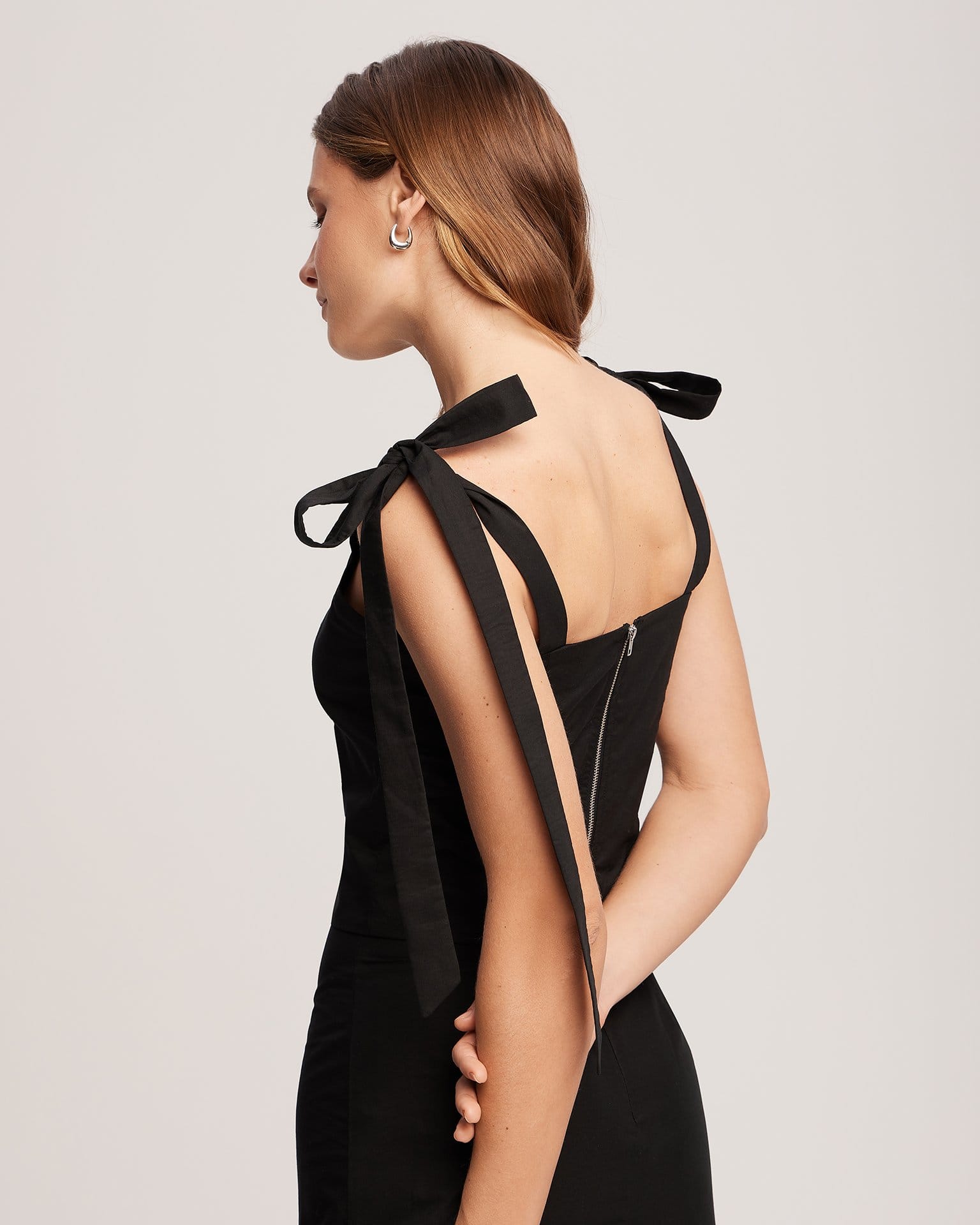 Кроп-топ с лентами