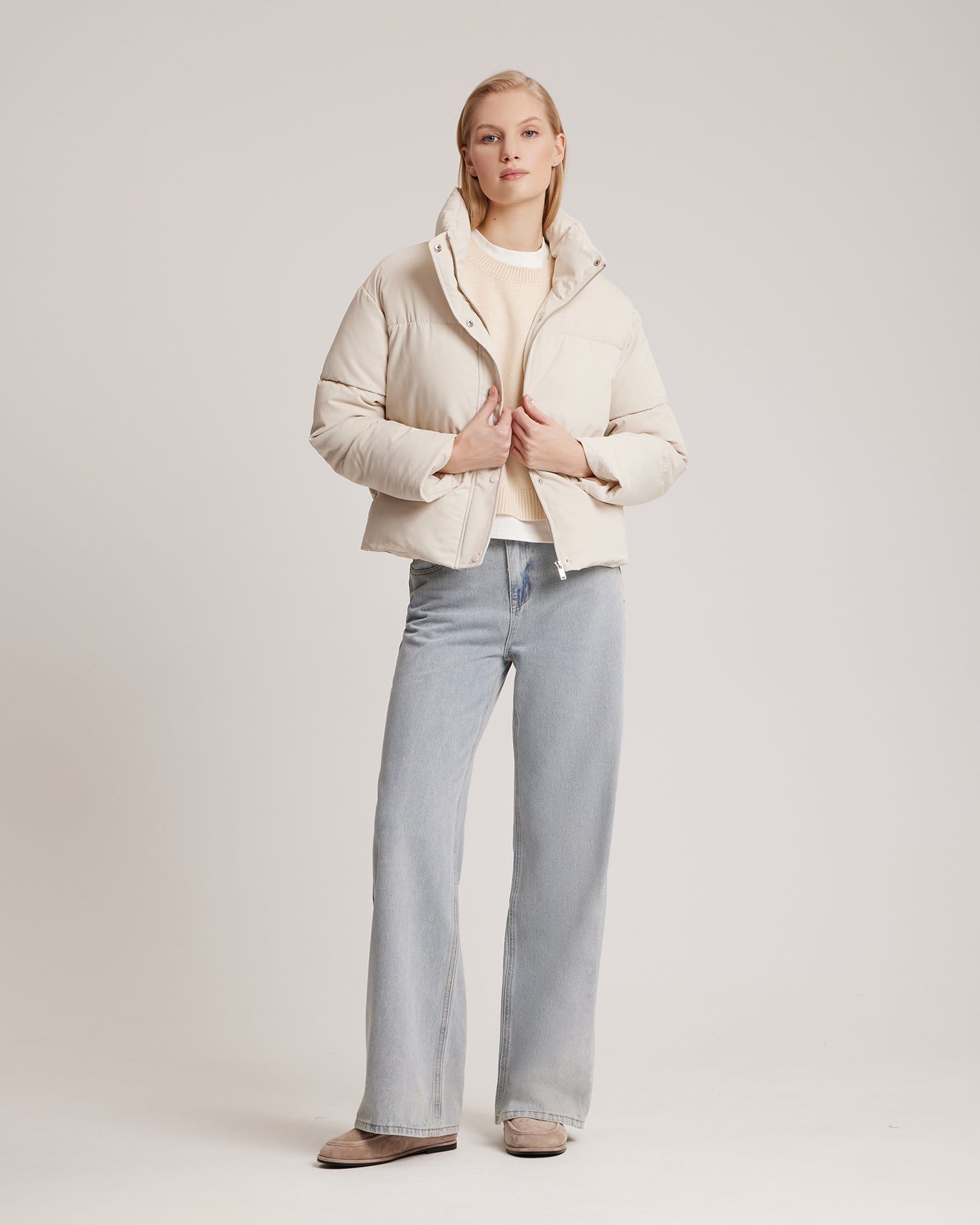 Куртка с высоким горлом