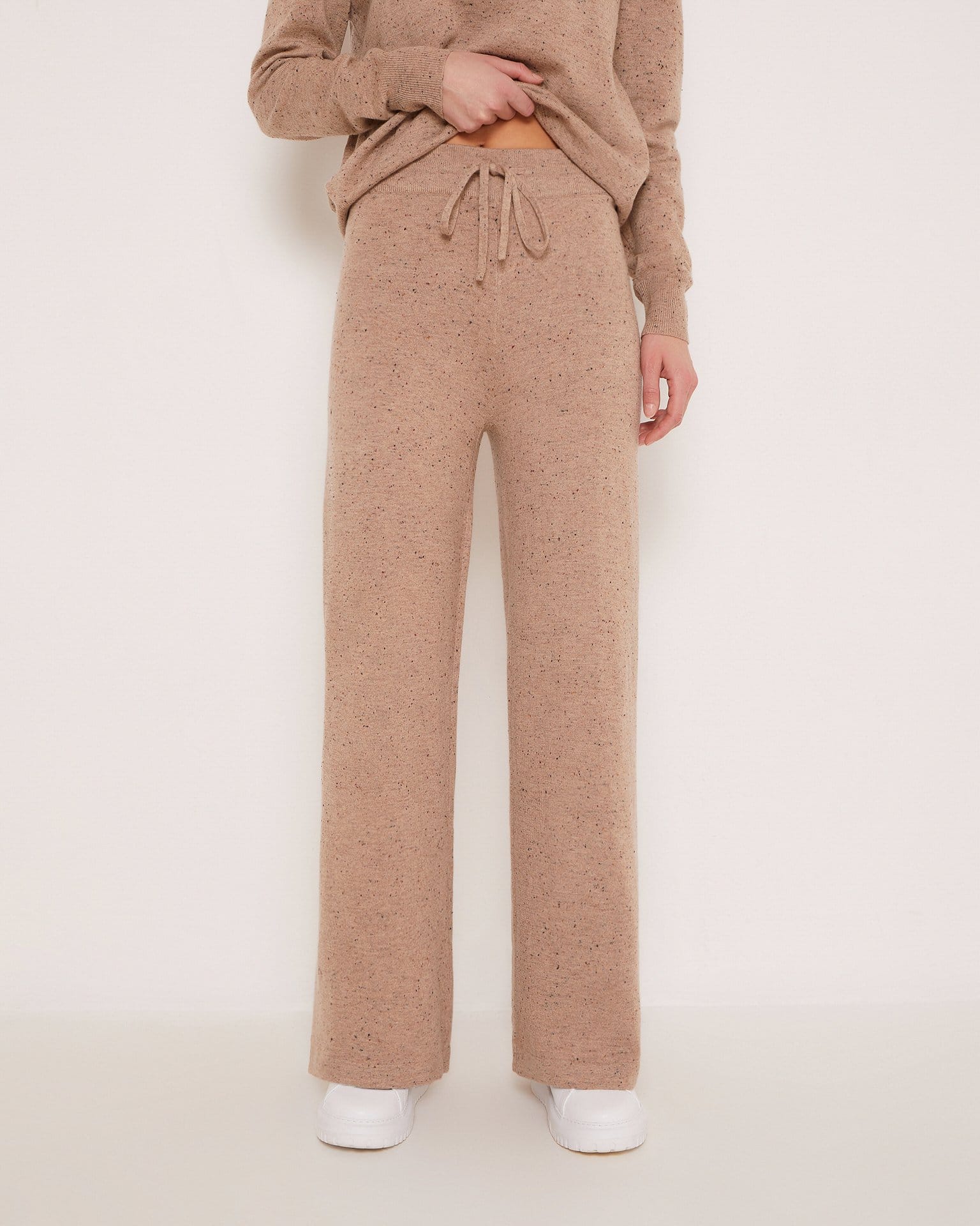 Брюки на резинке