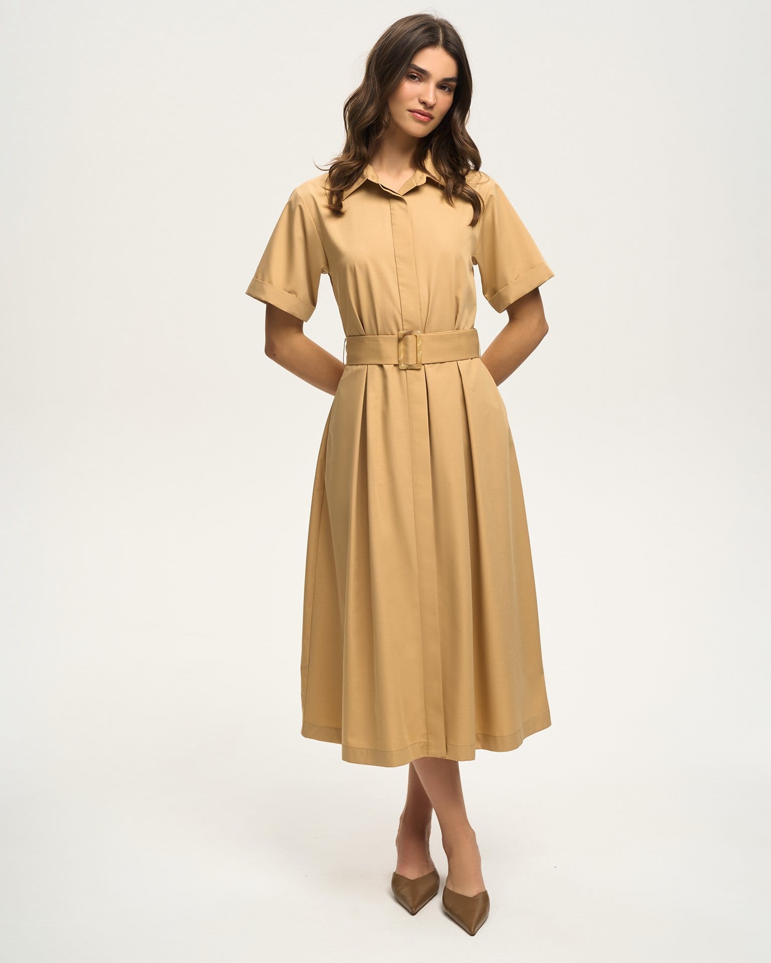 Песочное платье