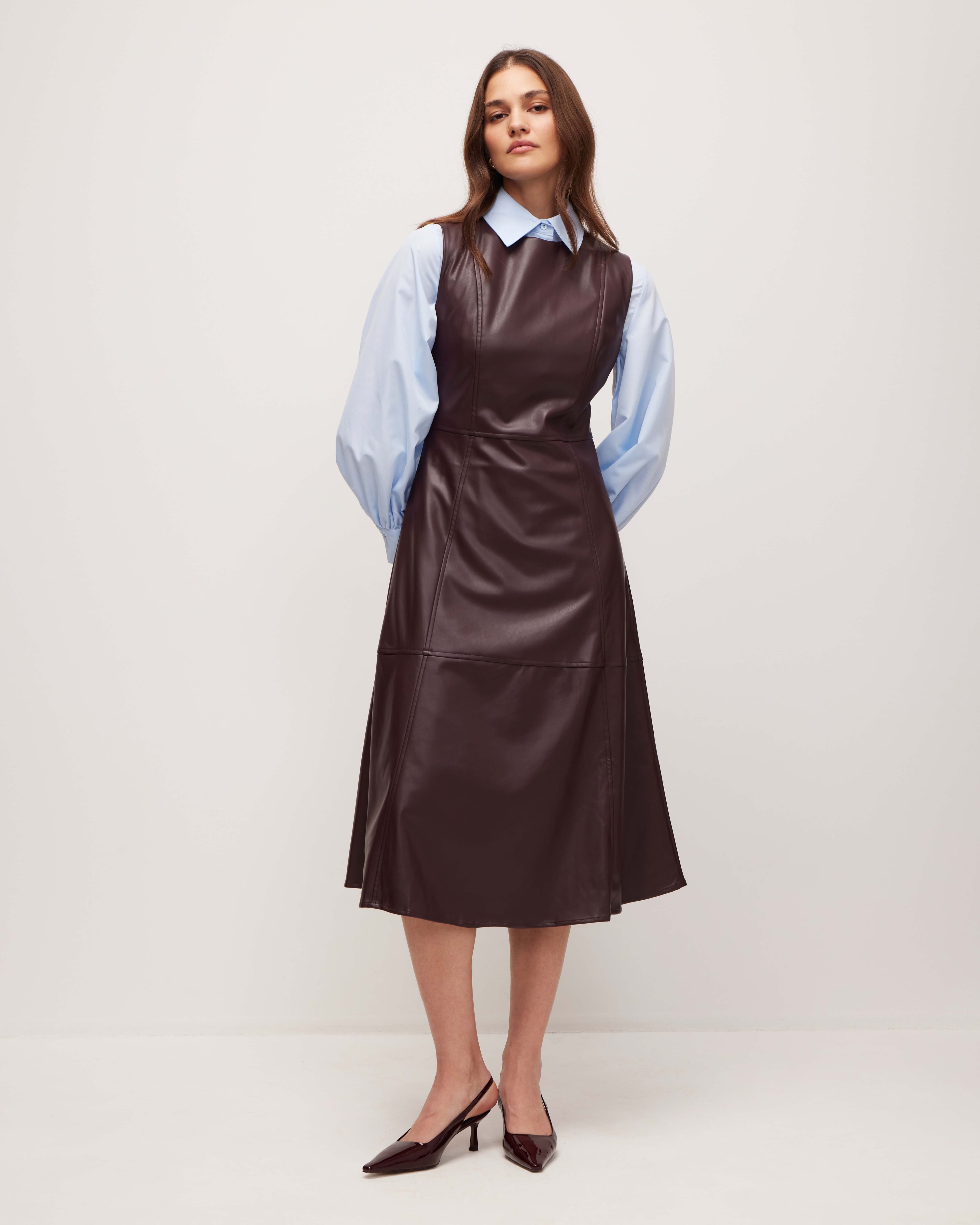 Платье из эко-кожи