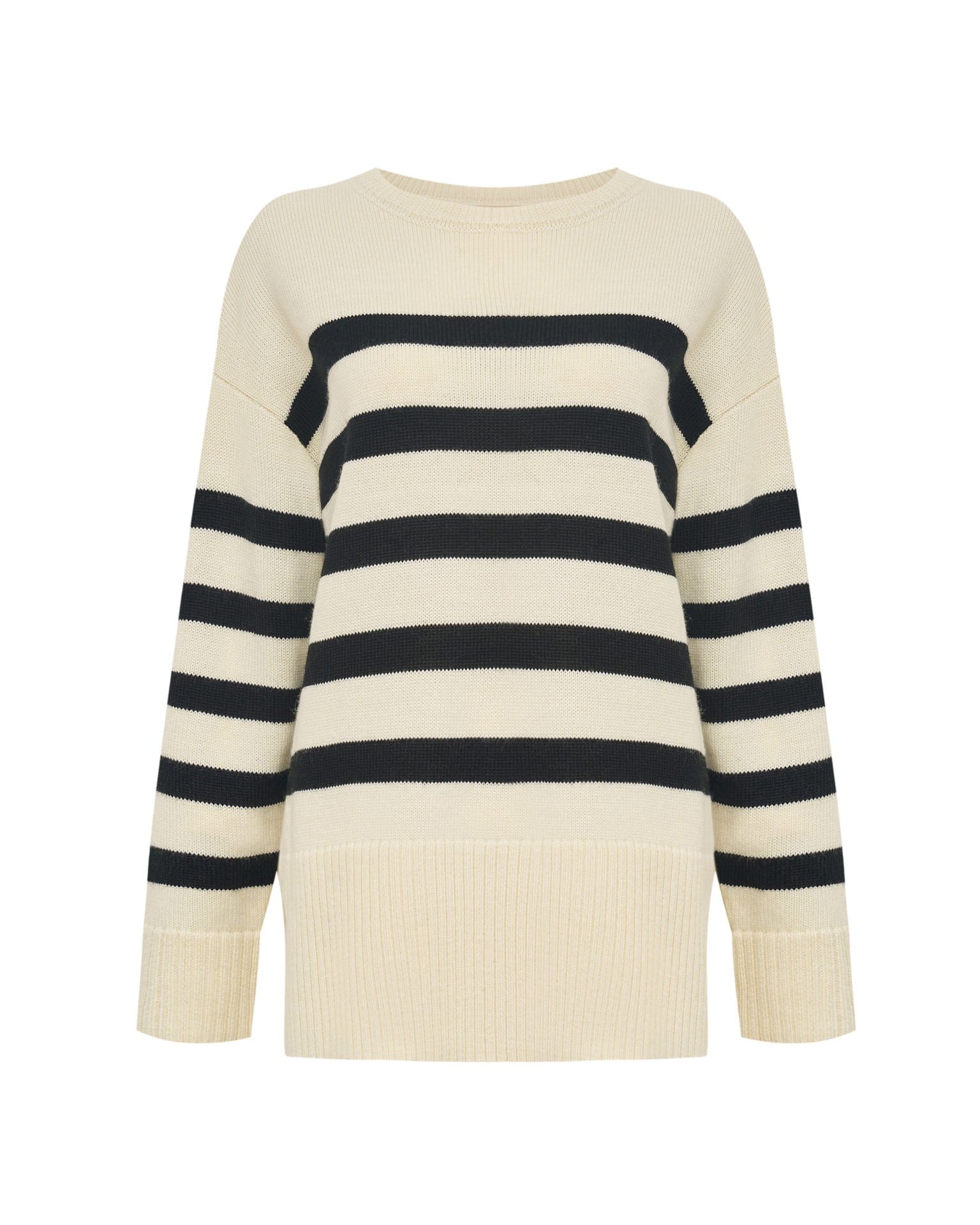 Молочный джемпер