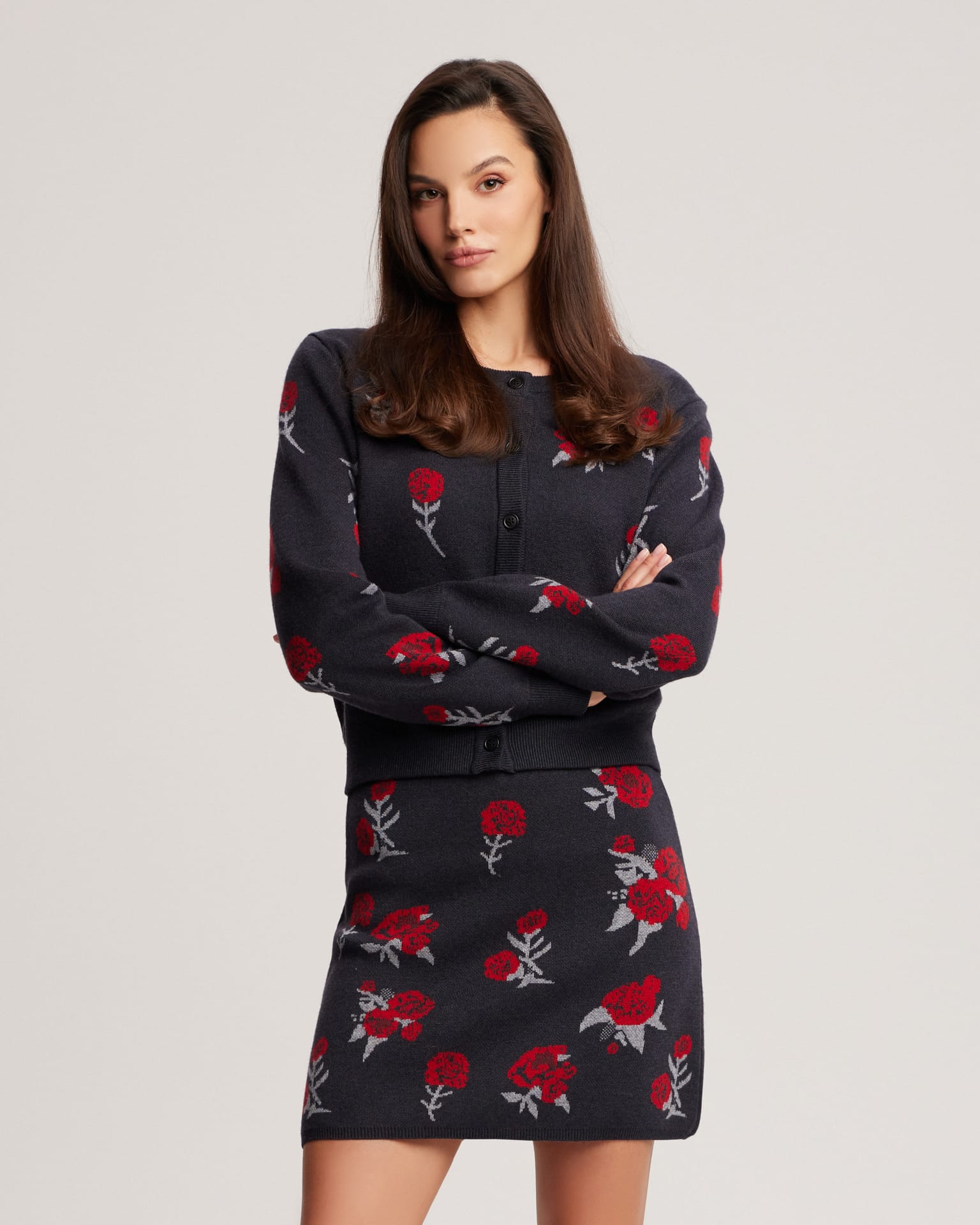 Кардиган с круглым вырезом