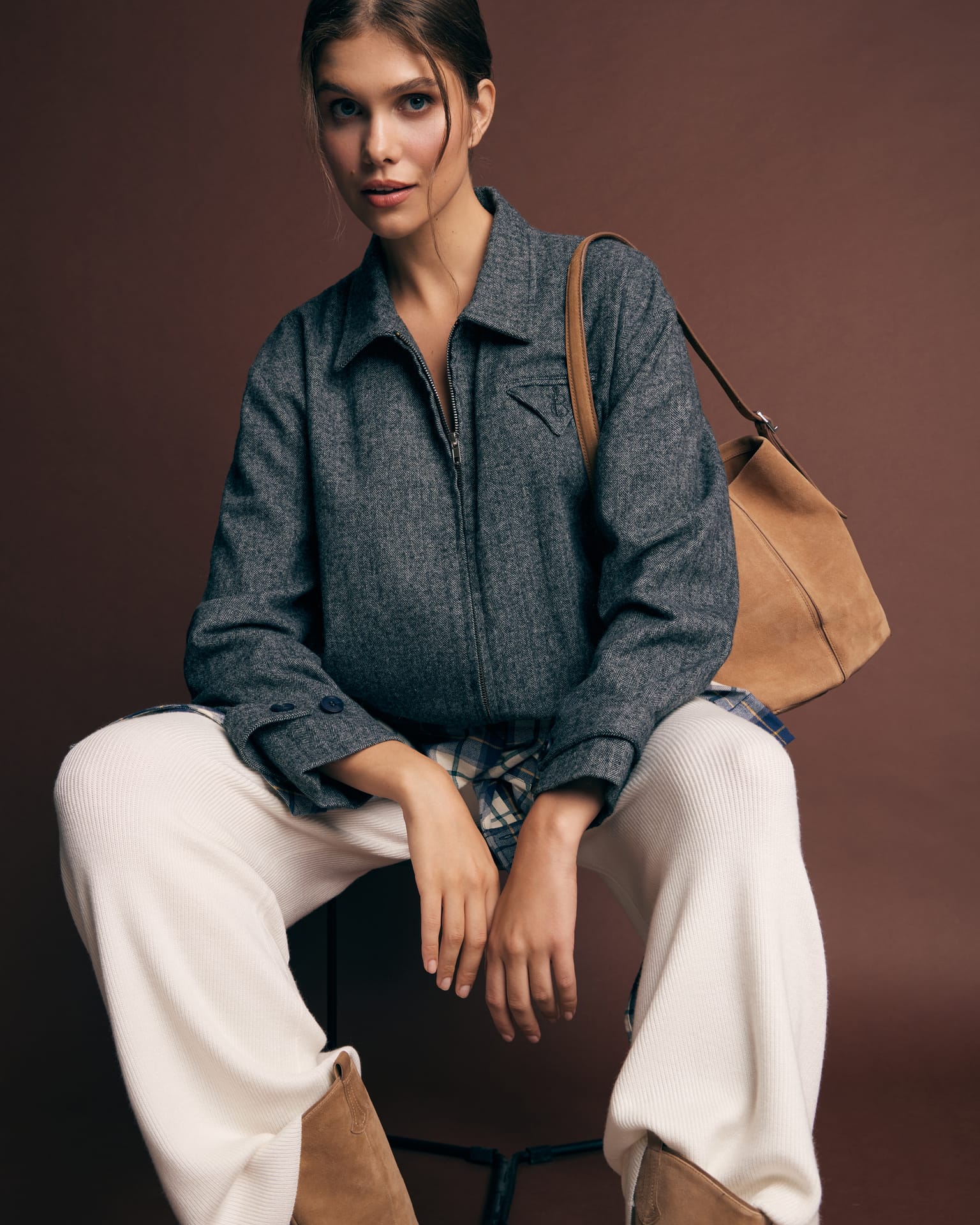 Бомбер из шерстяной ткани