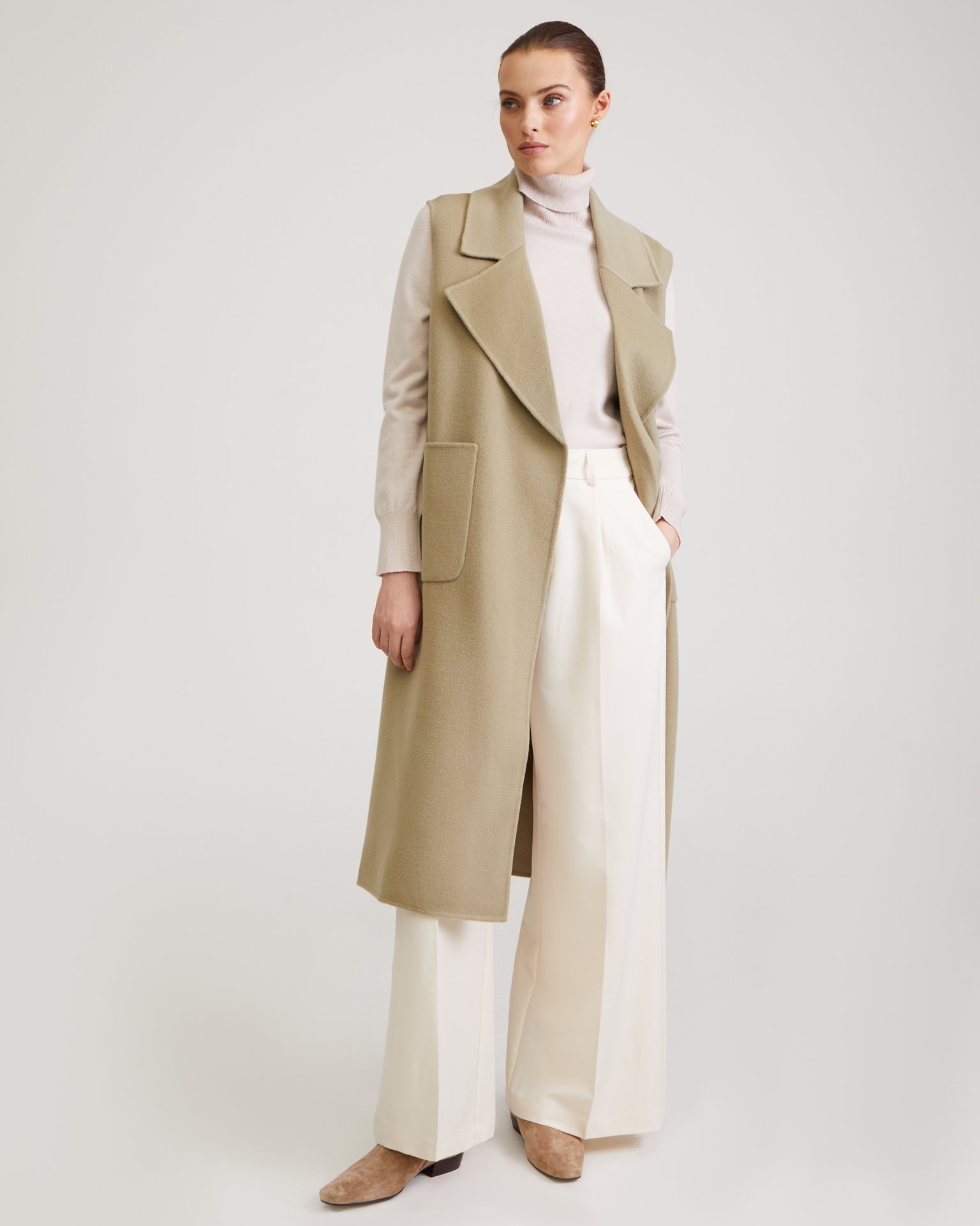 Жилет-пальто