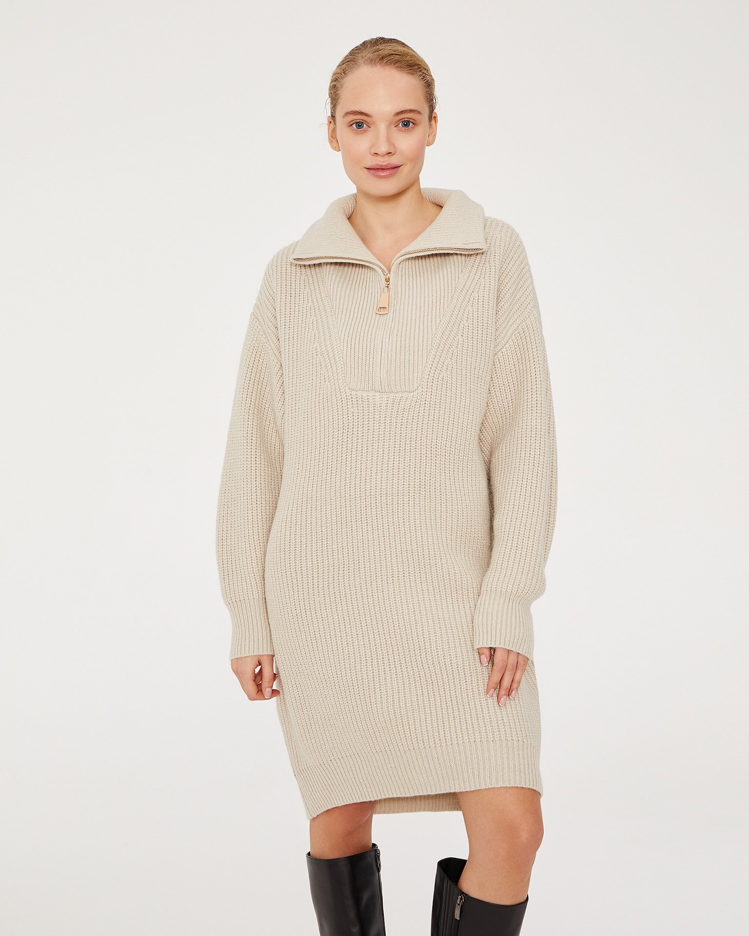 Платье из смесовой шерсти