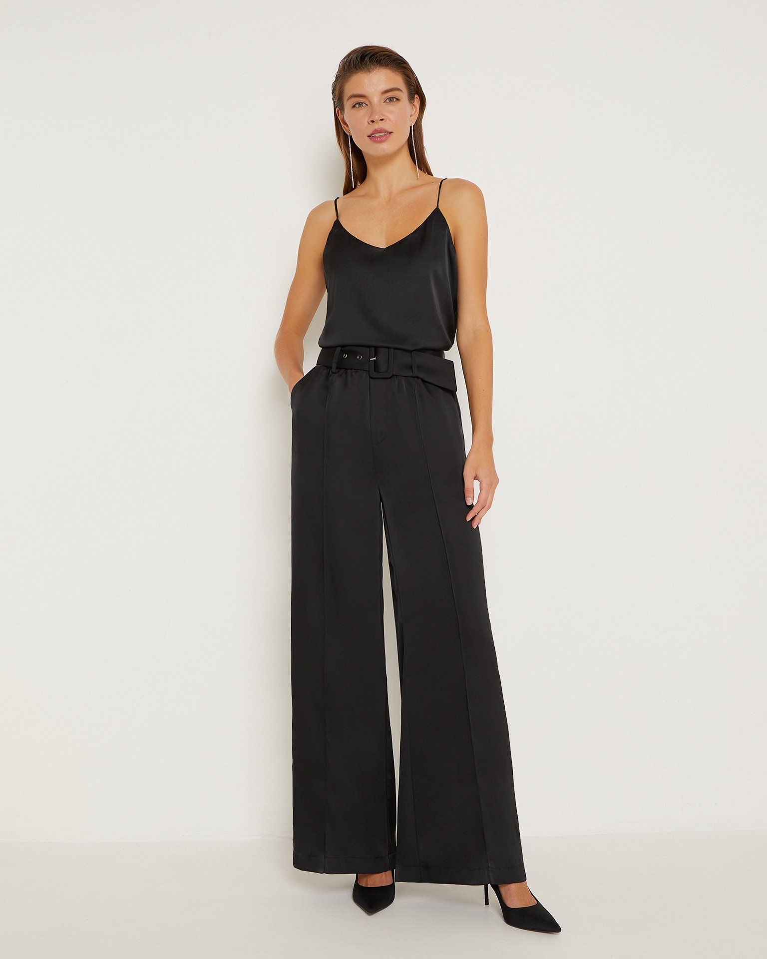 Атласные брюки со стрелками