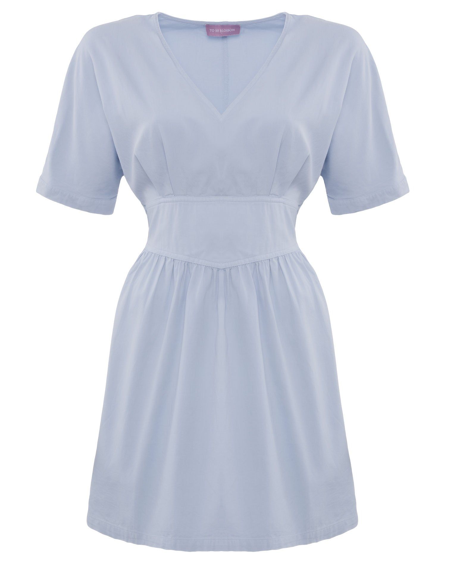 Платье с акцентом на талии