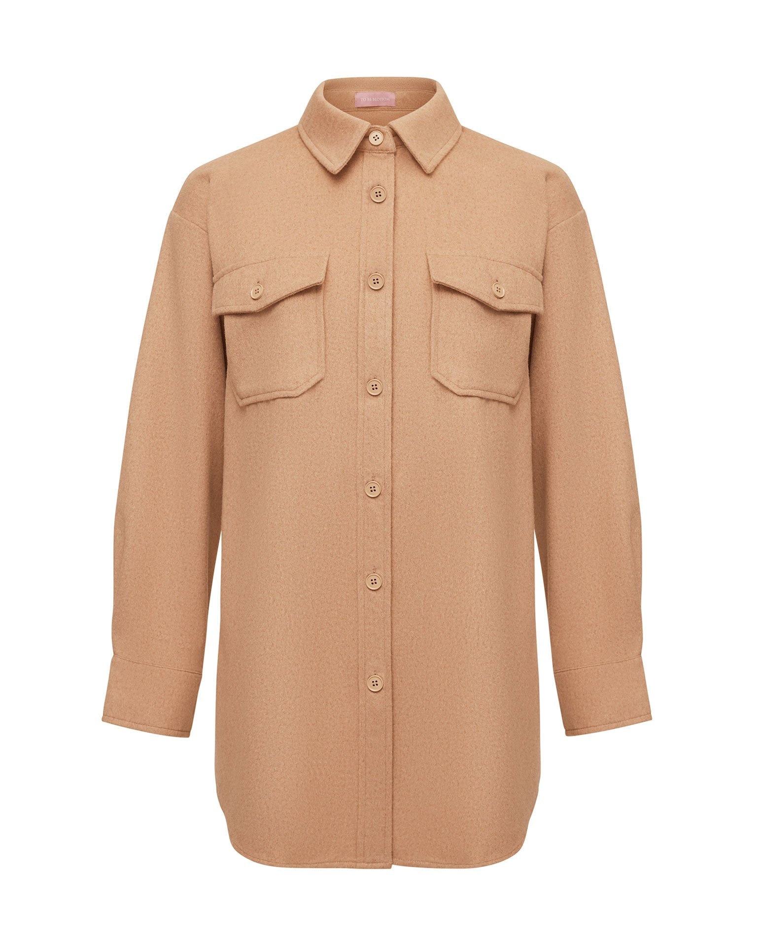 Рубашка с накладными карманами