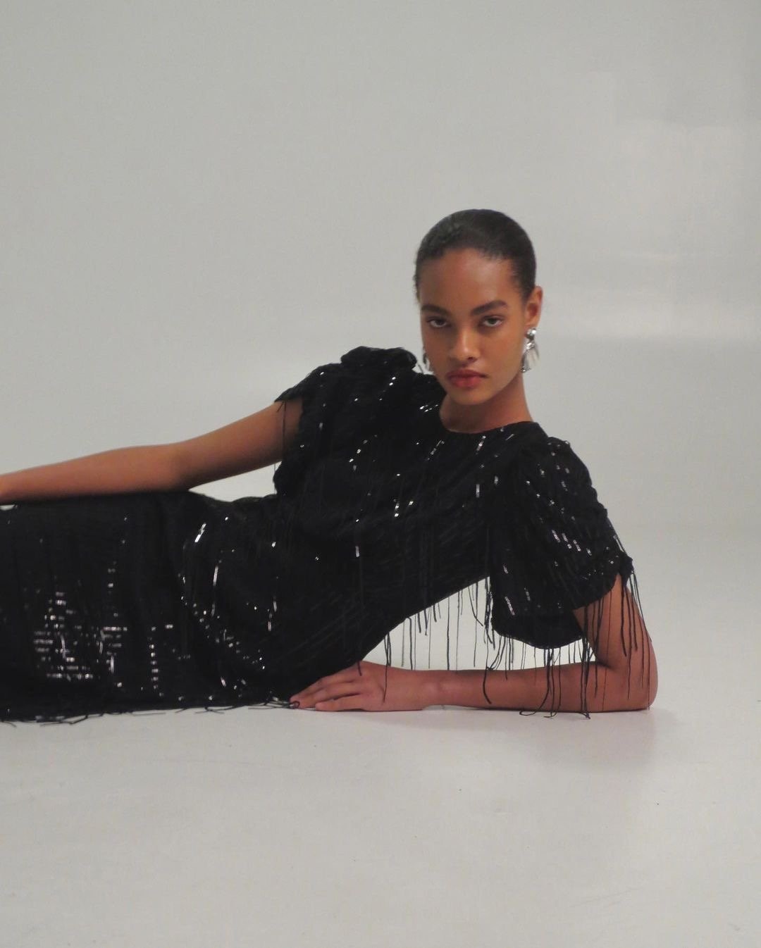 Платье с пайетками