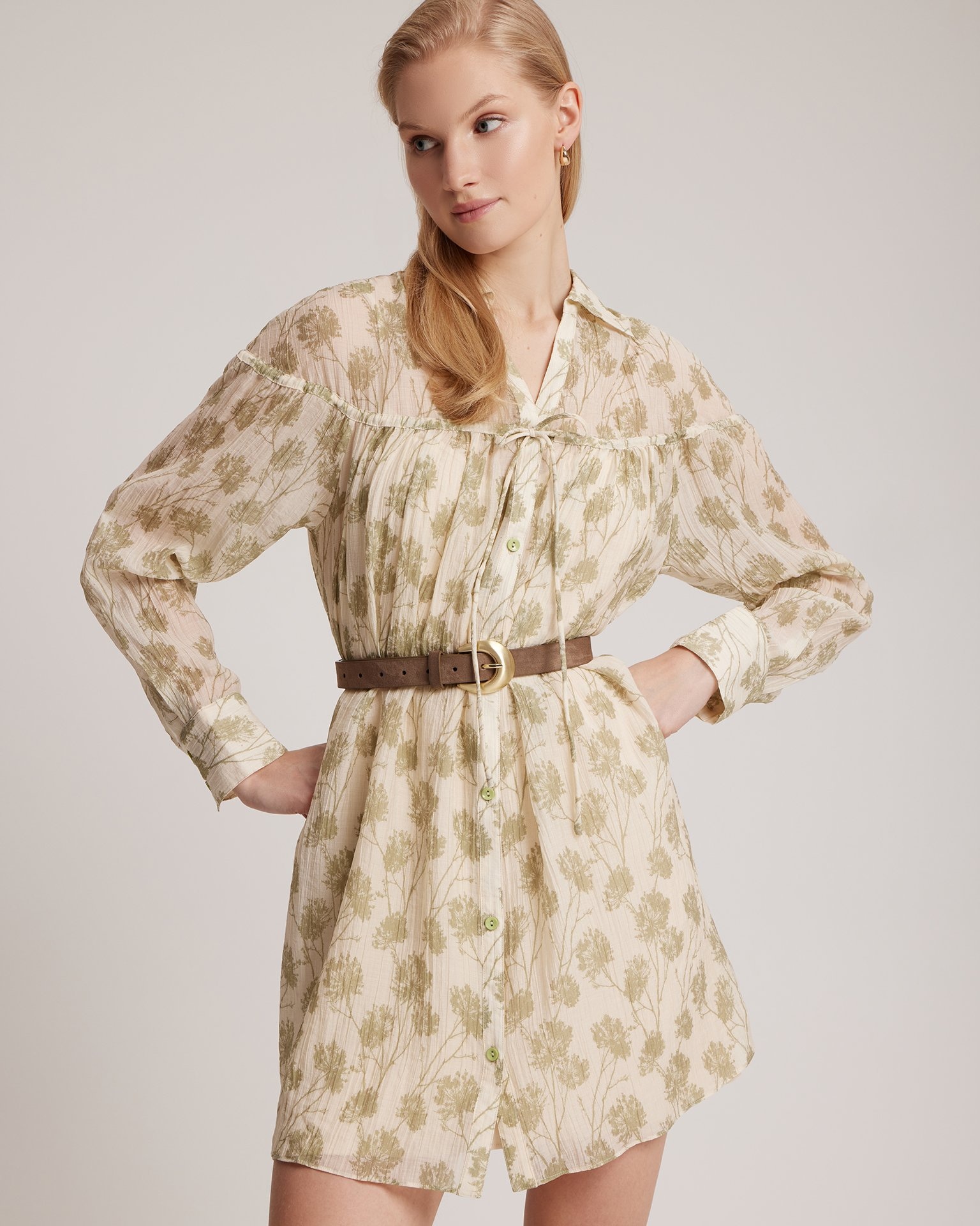 Платье трапециевидного силуэта