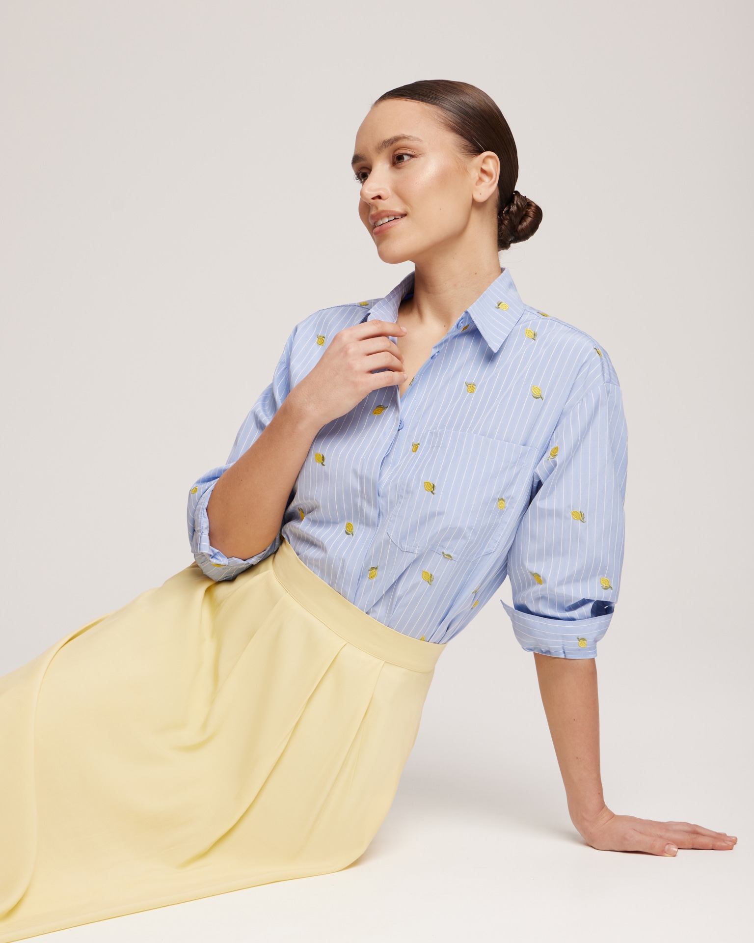 Рубашка с вышивкой