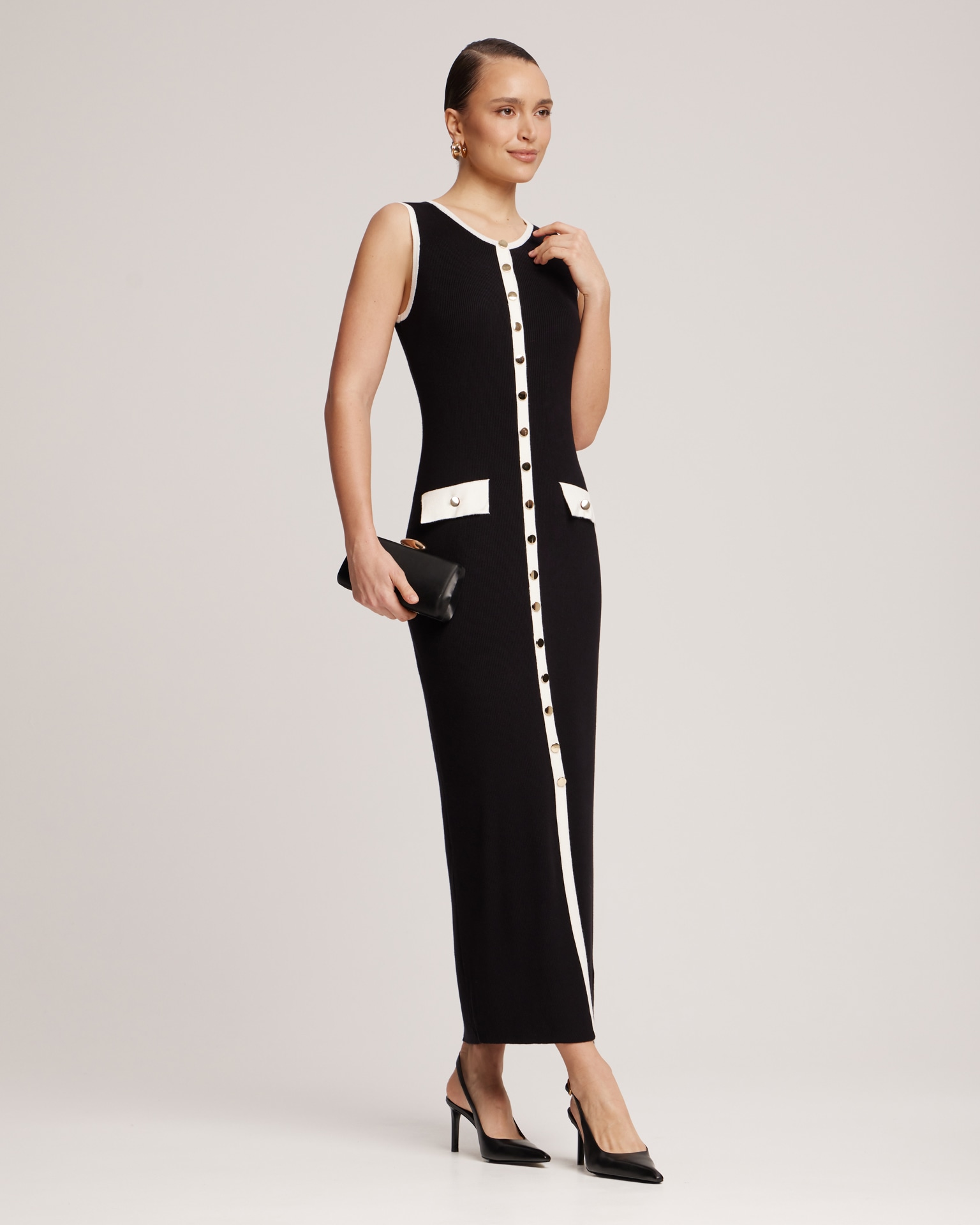 Платье миди без рукавов