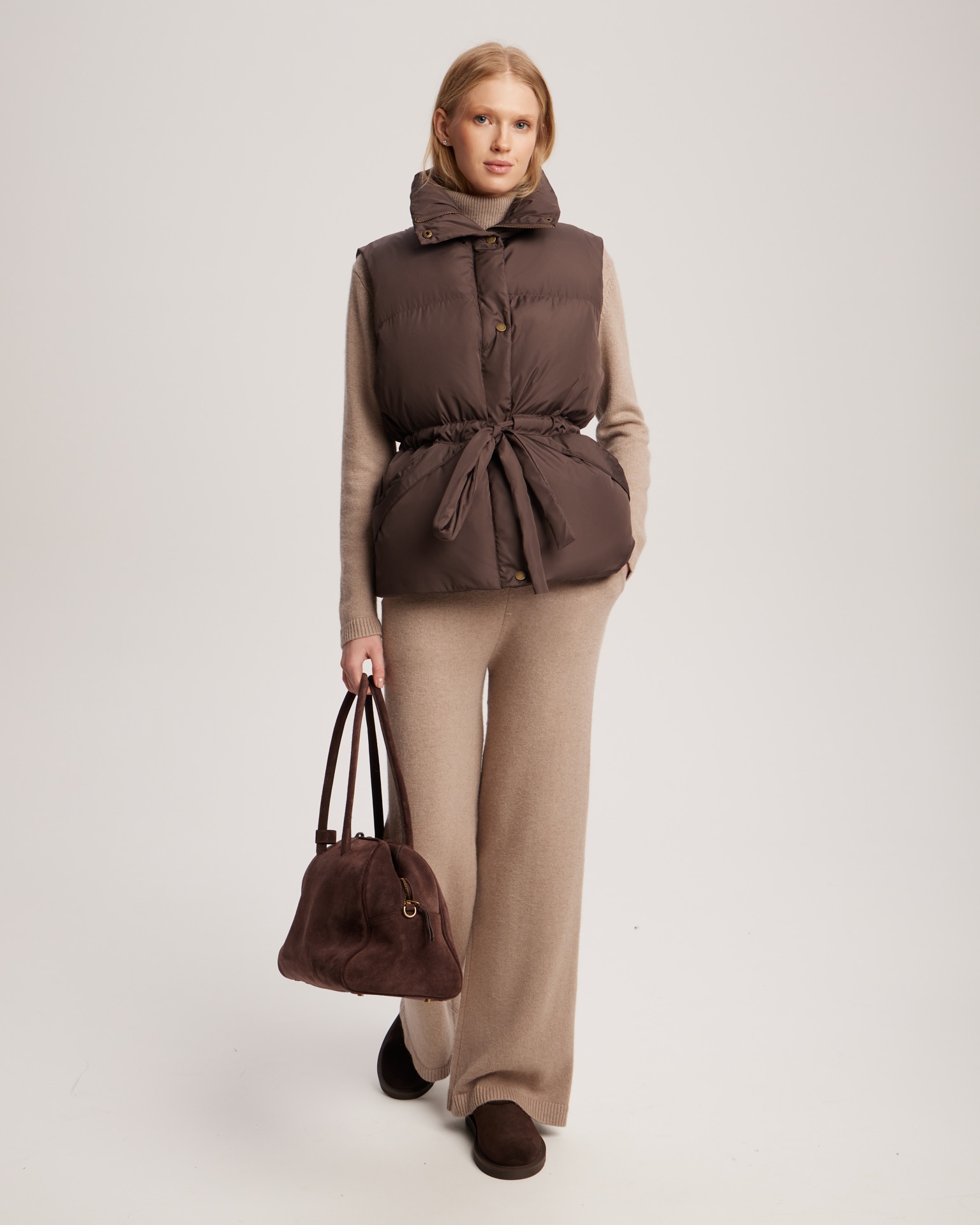 Жилет с поясом