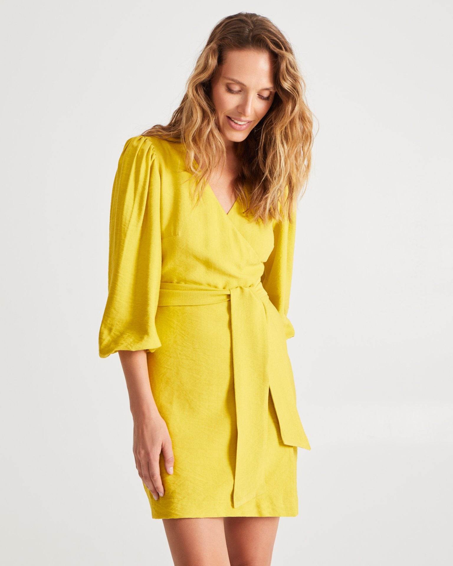 Платье с рукавами 3/4