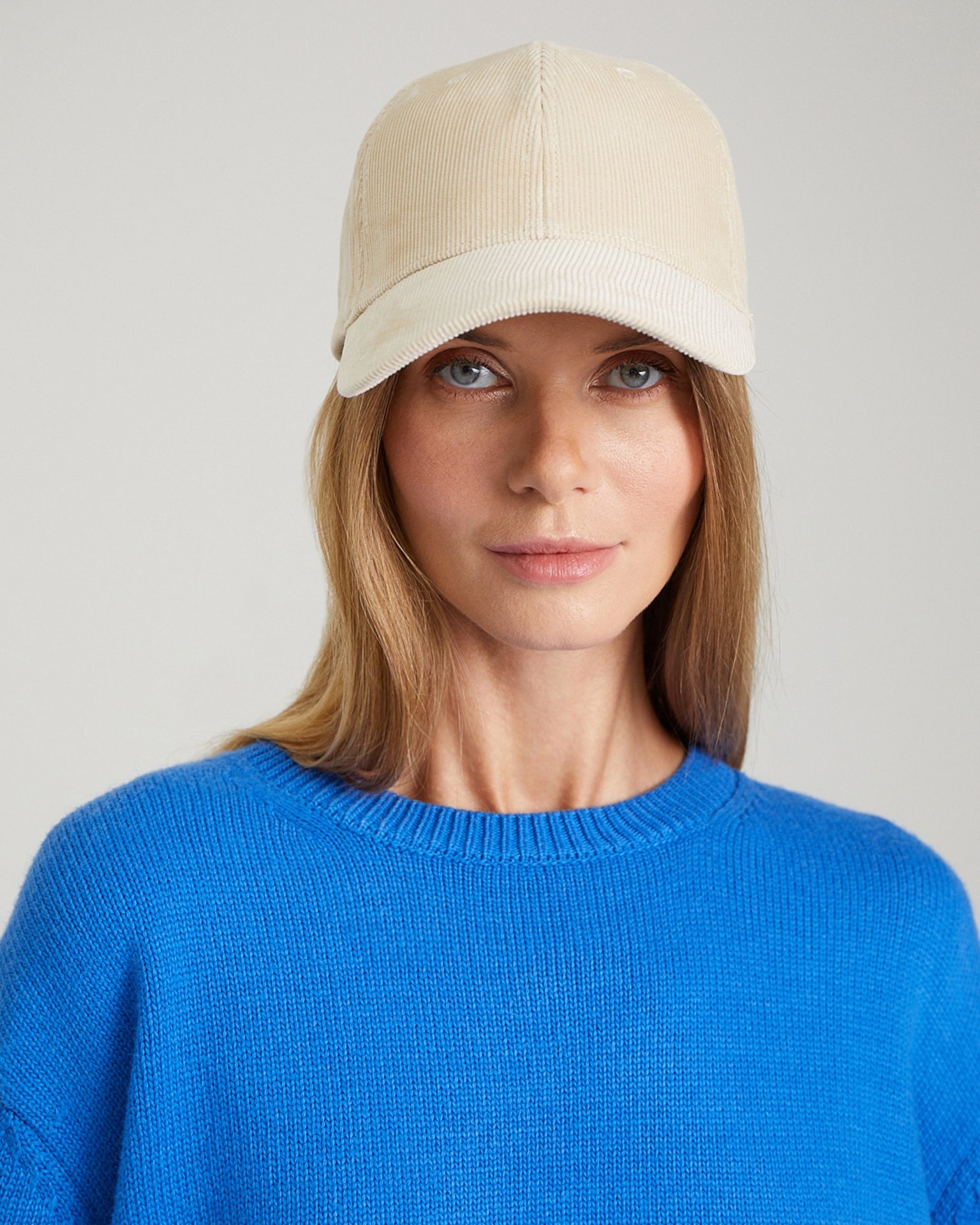 Вельветовая бейсболка