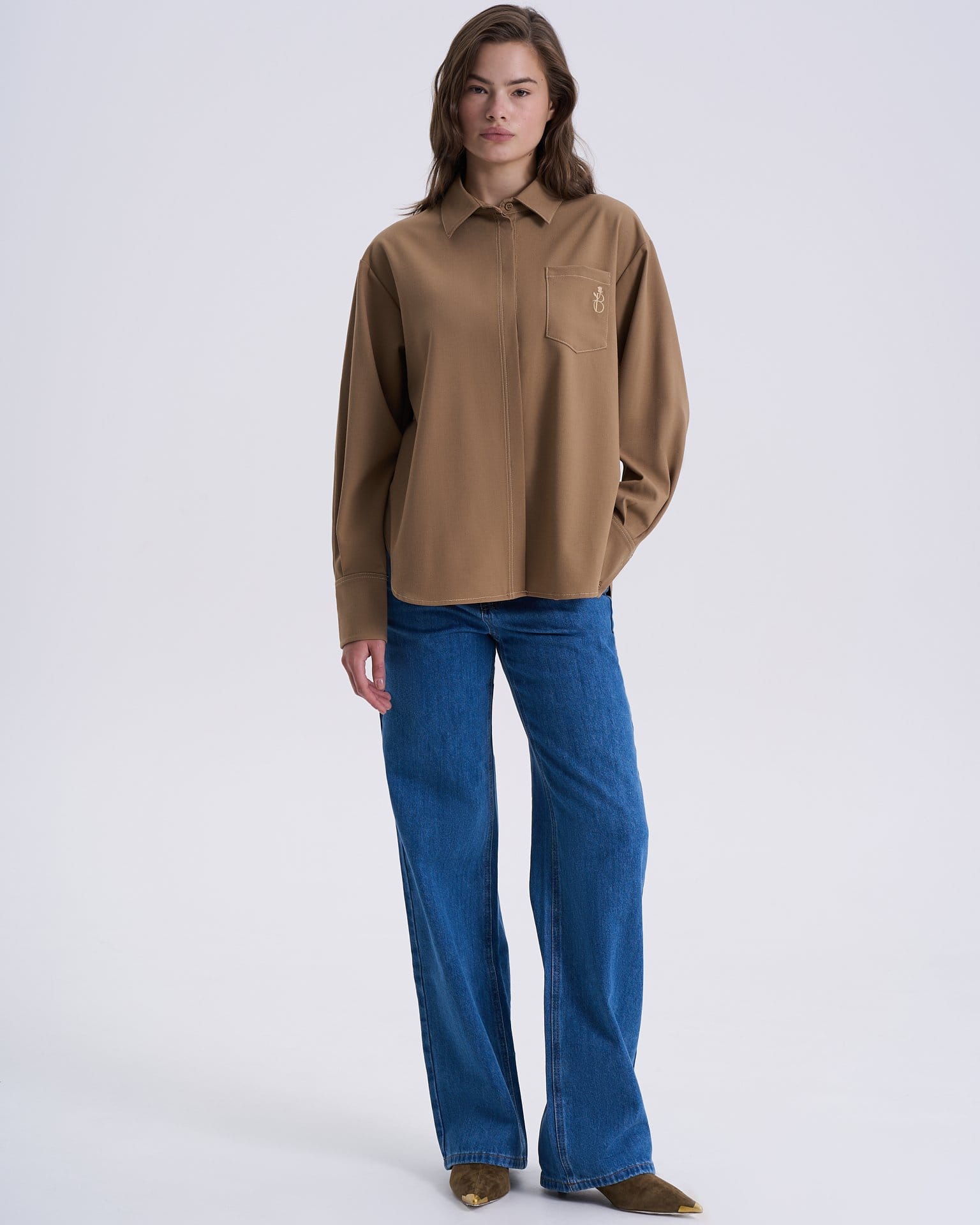 Рубашка со скрытыми пуговицами