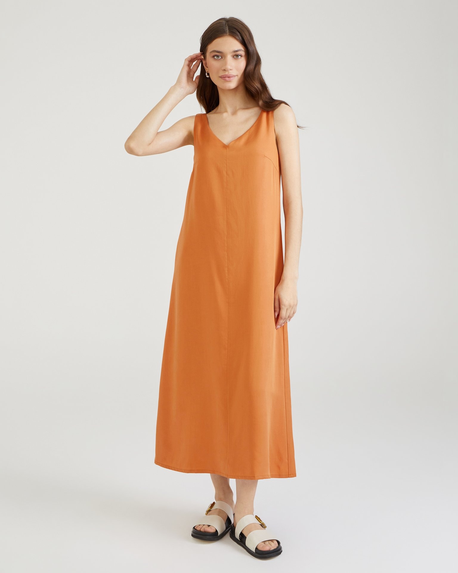 Платье прямого кроя