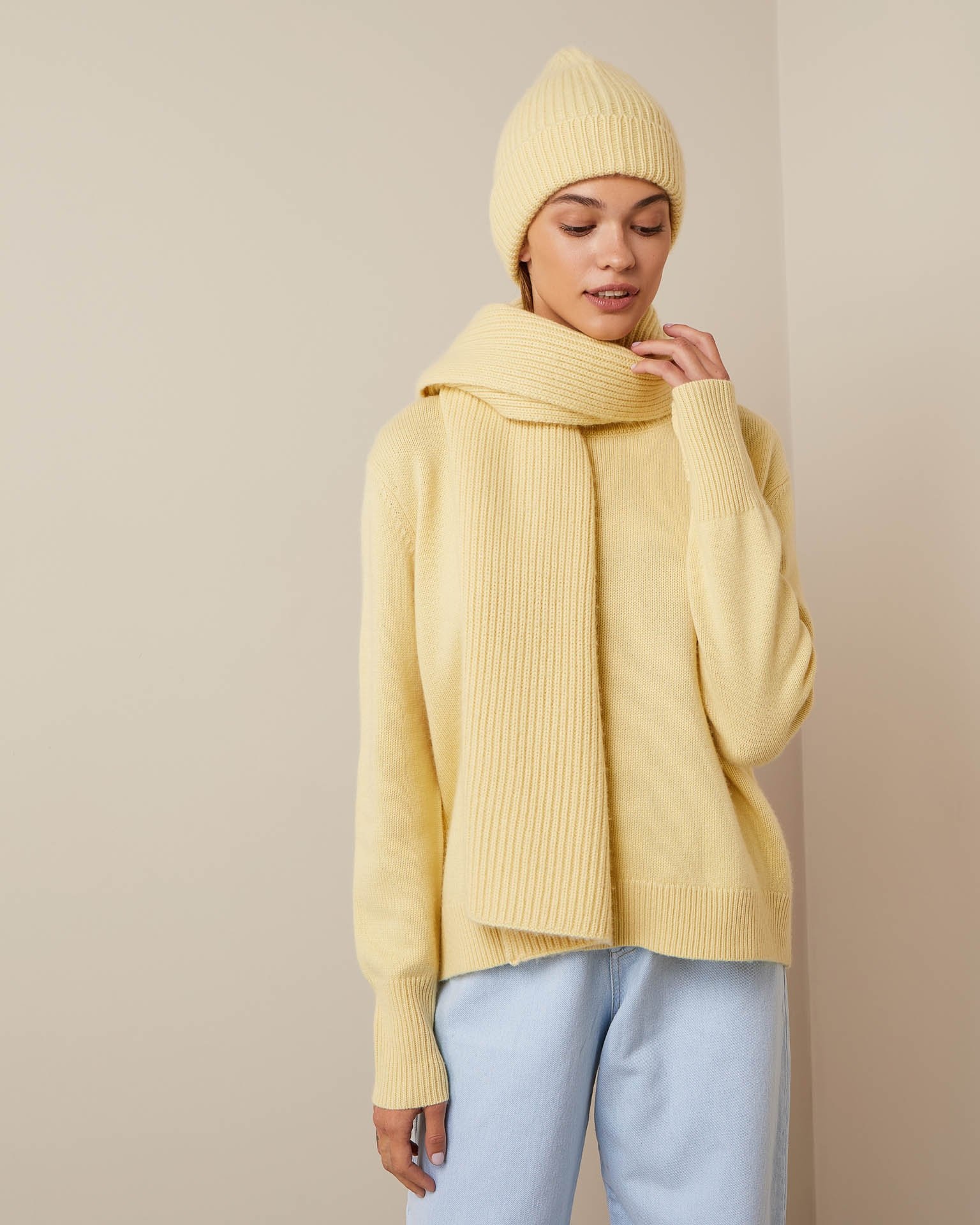 Шарф из шерсти и кашемира