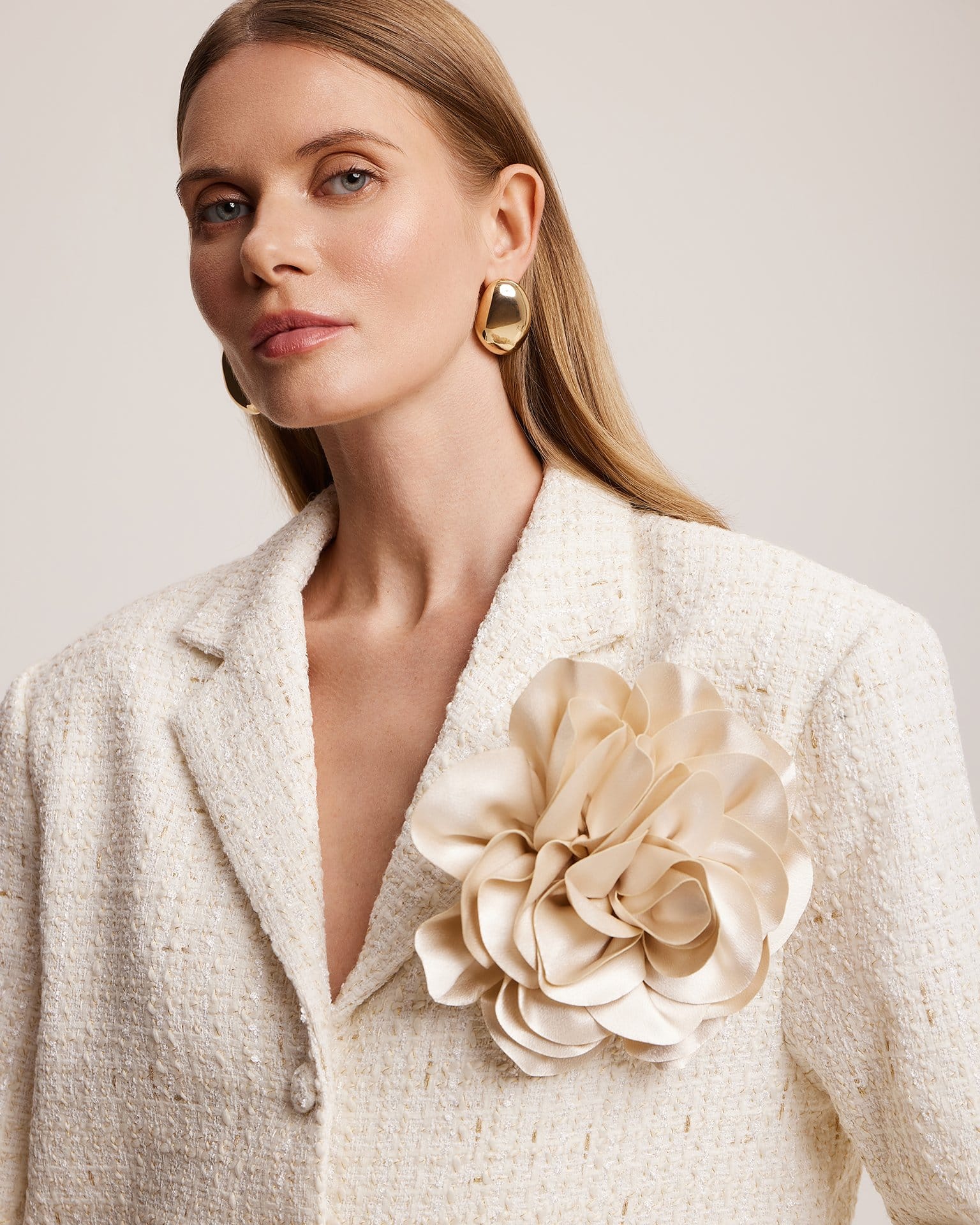 Брошь-цветок