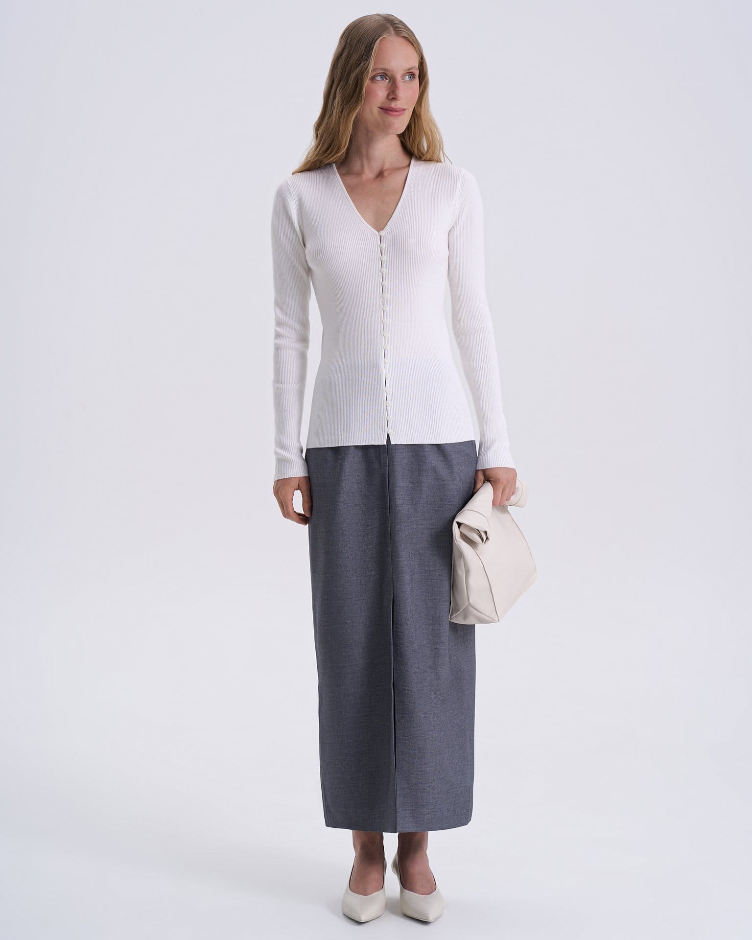 Приталенный вязаный кардиган