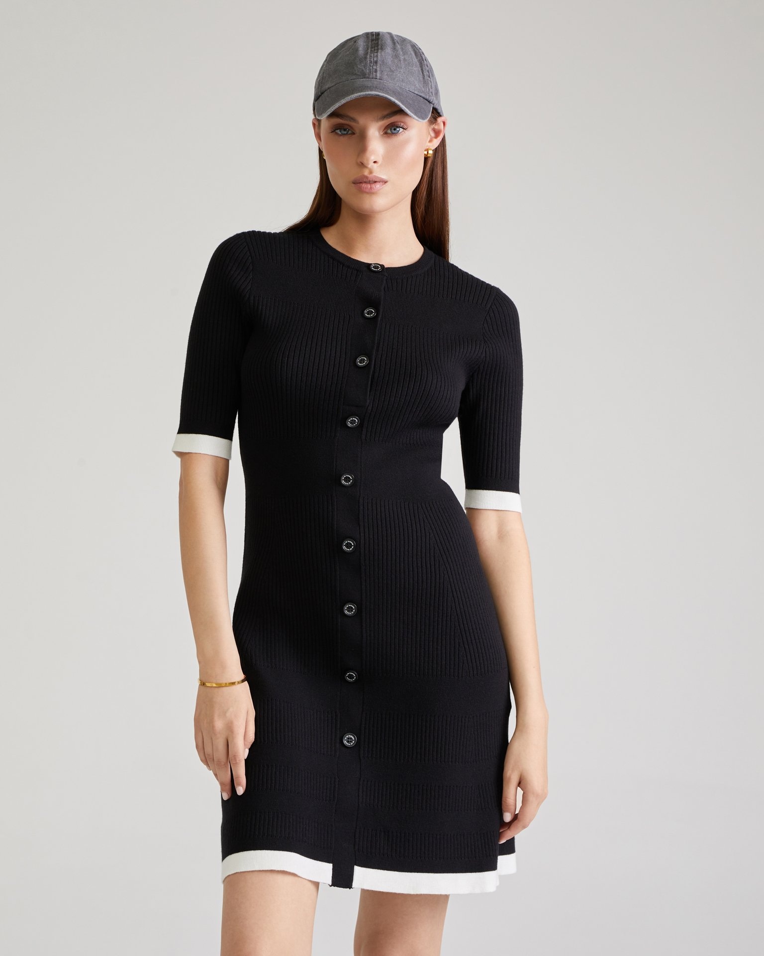 Серая бейсболка