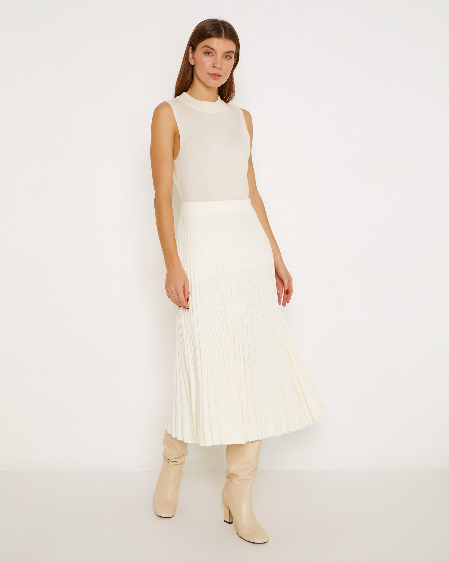 Топ без рукавов