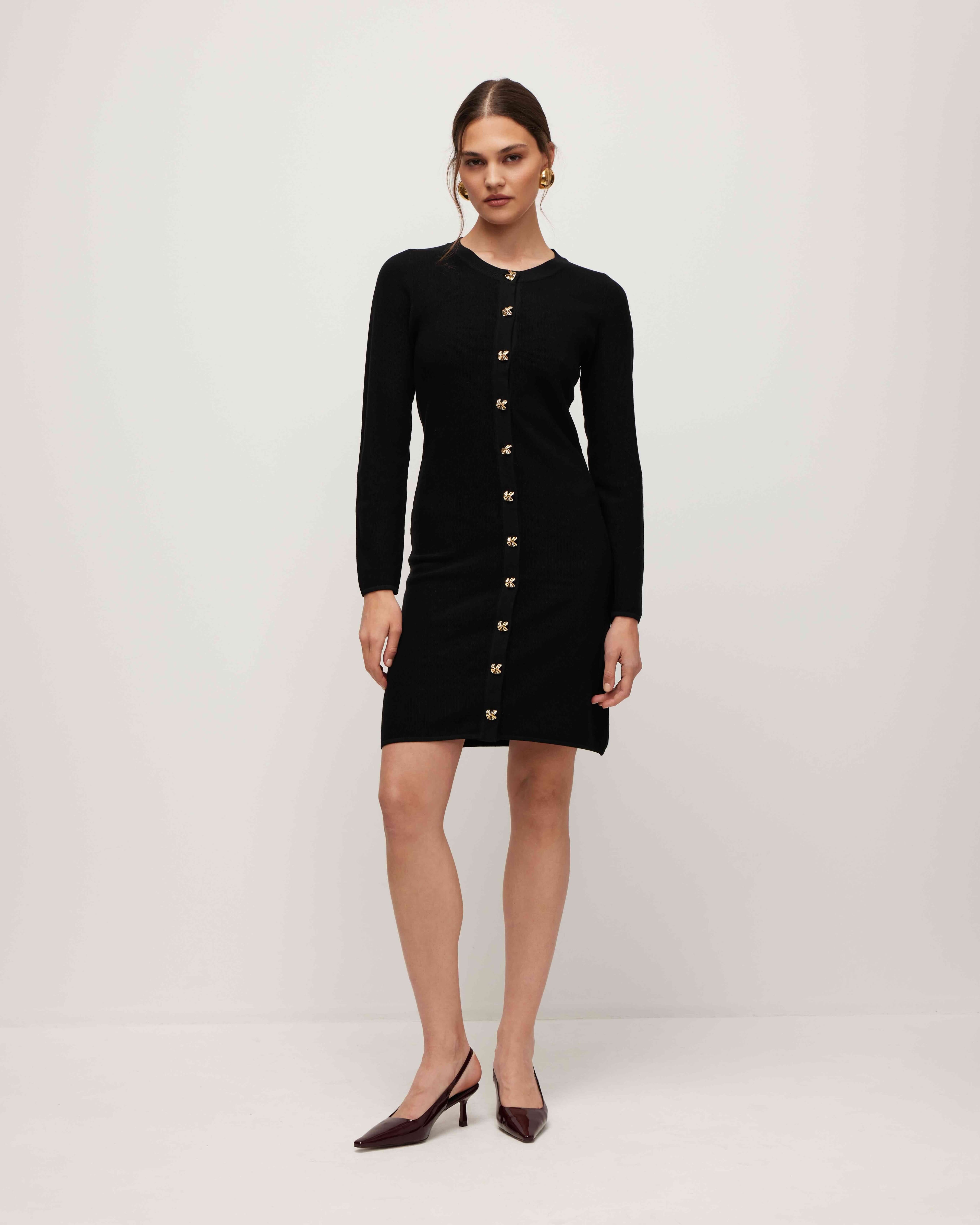 Трикотажное платье на пуговицах