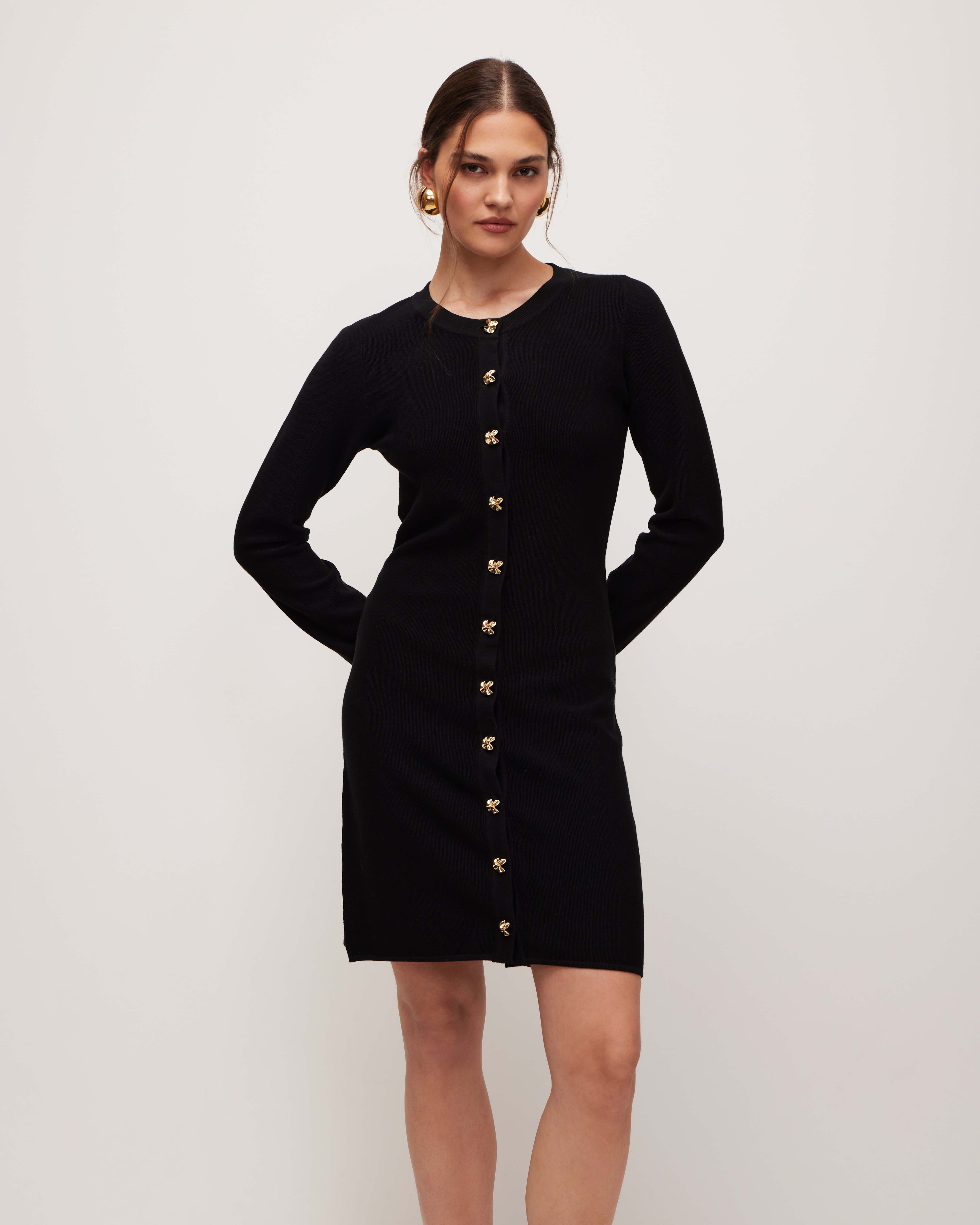 Трикотажное платье на пуговицах