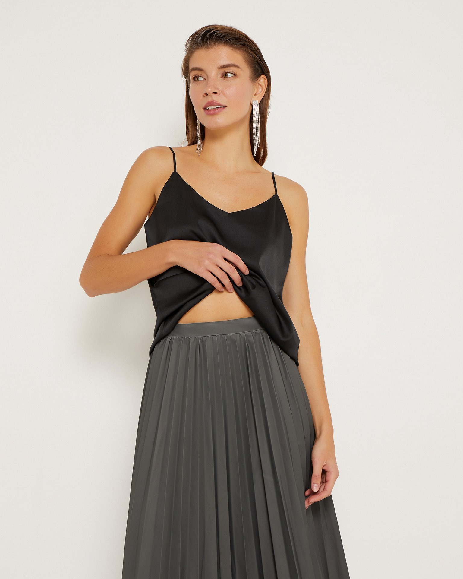 Длинная юбка-плиссе в графитовом цвете