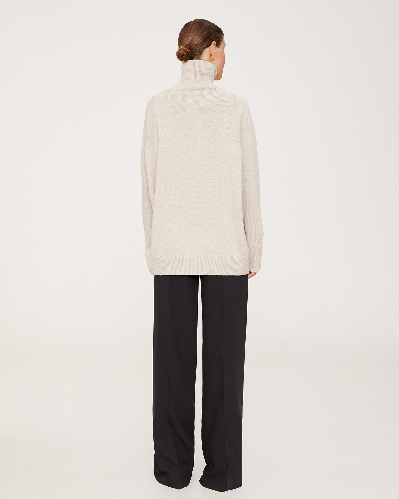 Широкие брюки со стрелками