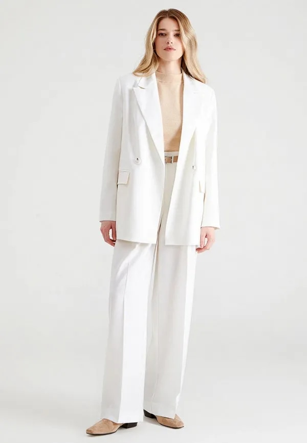 Брюки прямого кроя